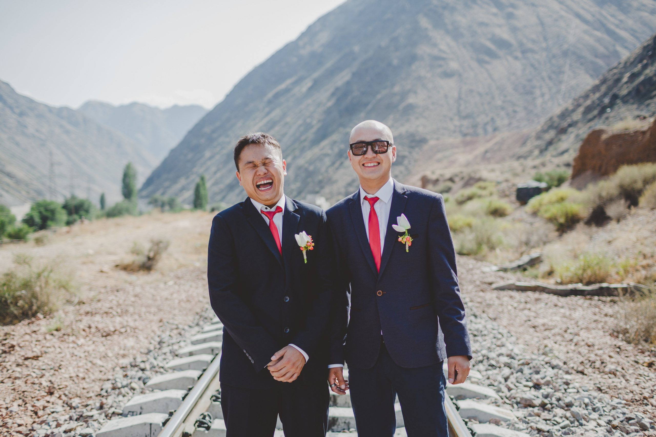 Свадебная фотосессия на природе возле Орто-Токоя. Фотограф в Бишкеке Оксана Шувалова