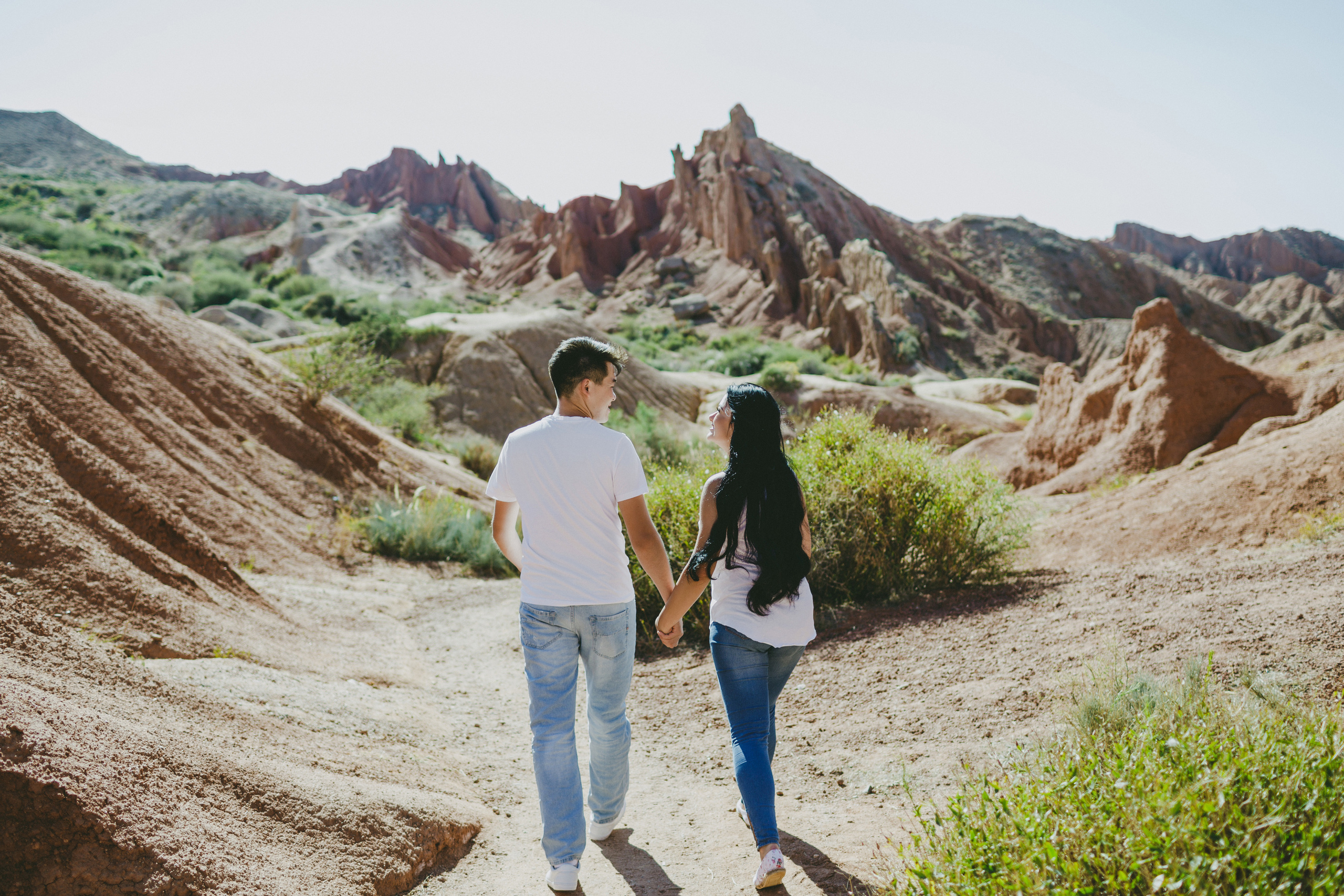 Красивая Лав стори на Иссык-Куле. Фотограф в Бишкеке Оксана Шувалова