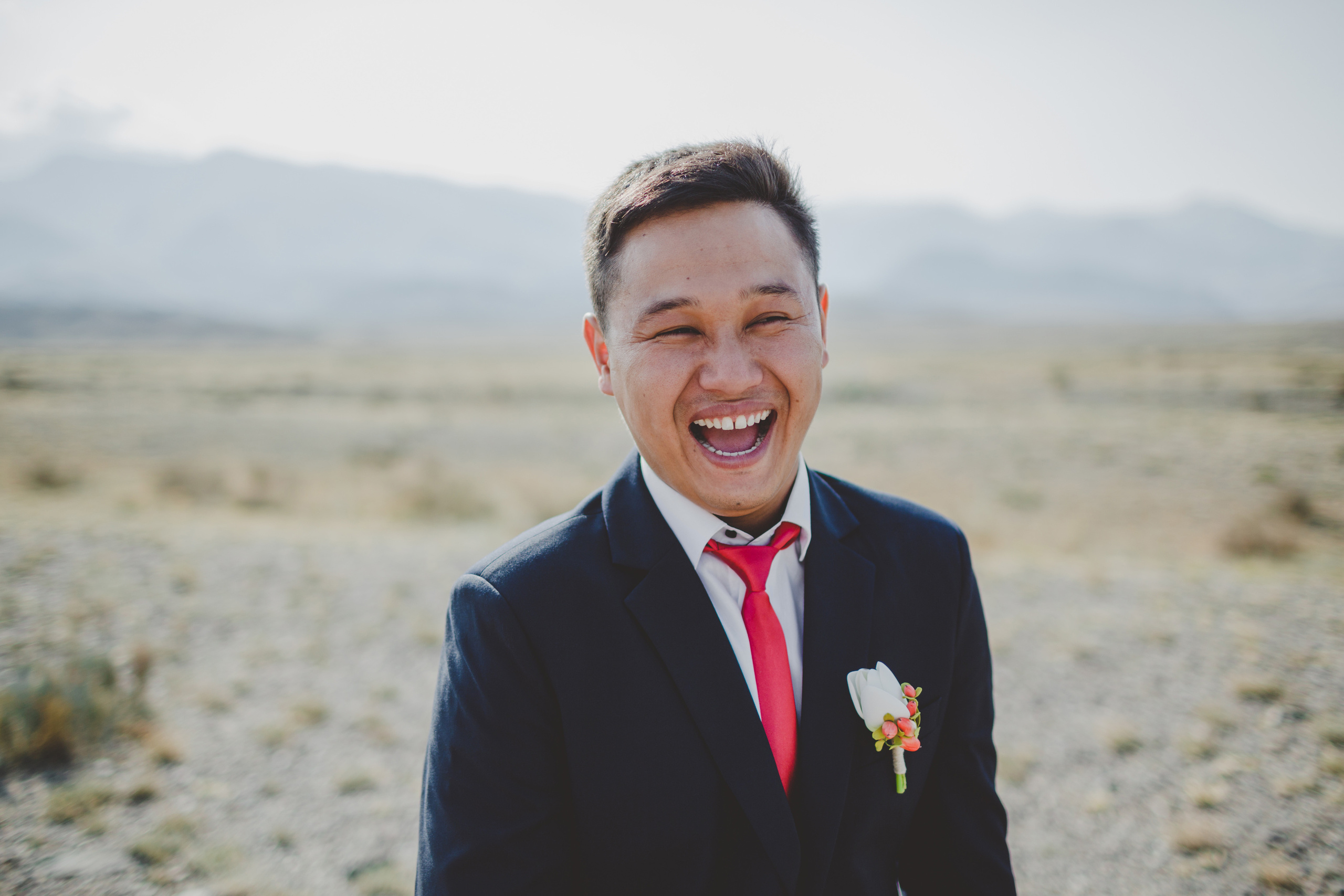 Свадебная фотосессия на природе возле Орто-Токоя. Фотограф в Бишкеке Оксана Шувалова