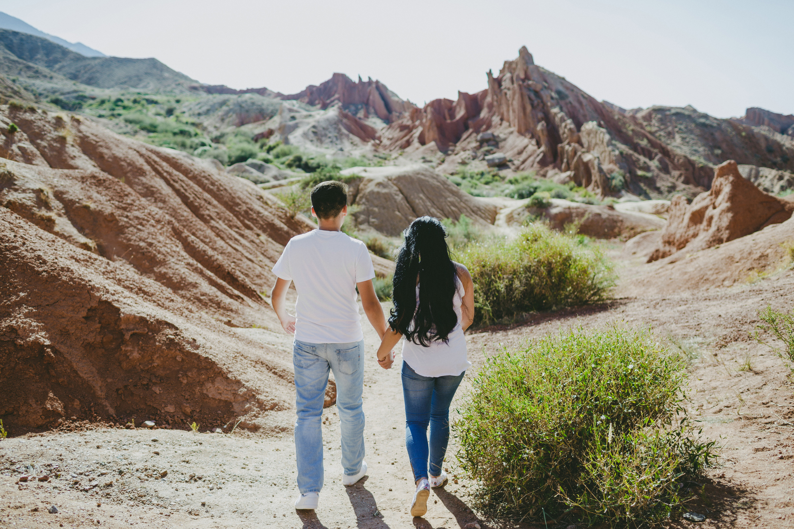 Красивая Лав стори на Иссык-Куле. Фотограф в Бишкеке Оксана Шувалова