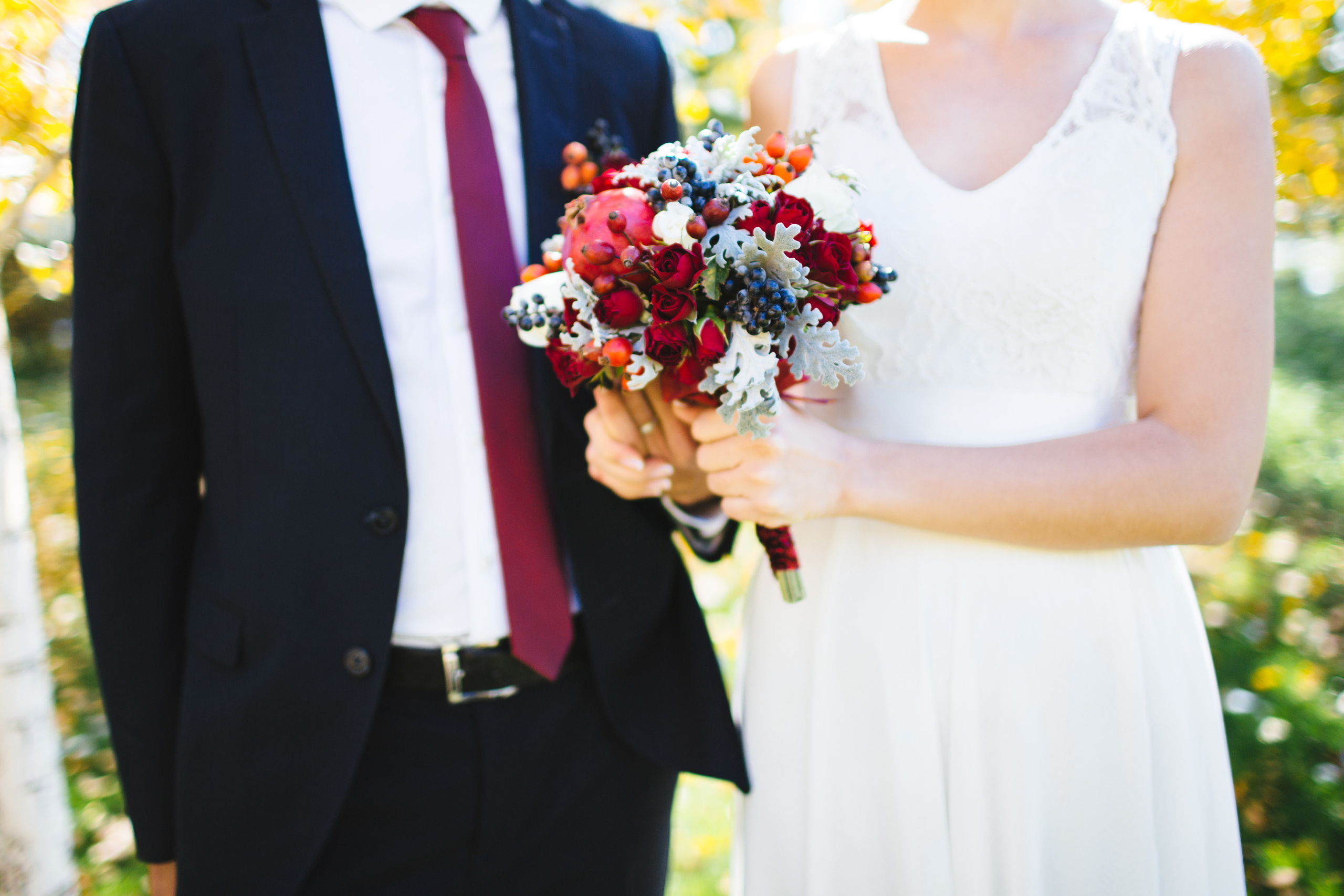 Свадебная фотосессия в Хижине дяди Тома. Фотограф в Бишкеке Оксана Шувалова