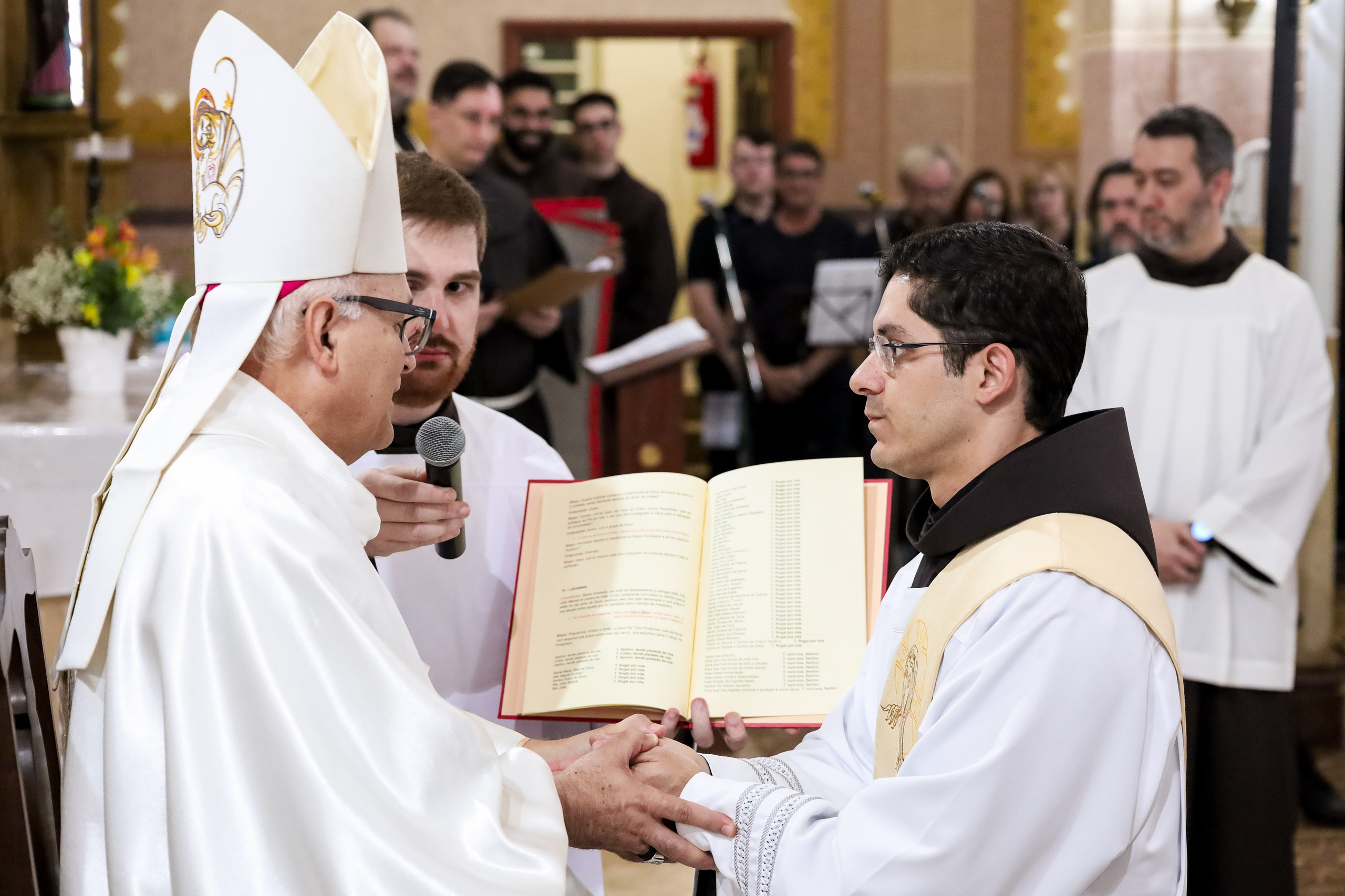 Ordenação Sacerdotal. Fotógrafo de momentos Sagrados