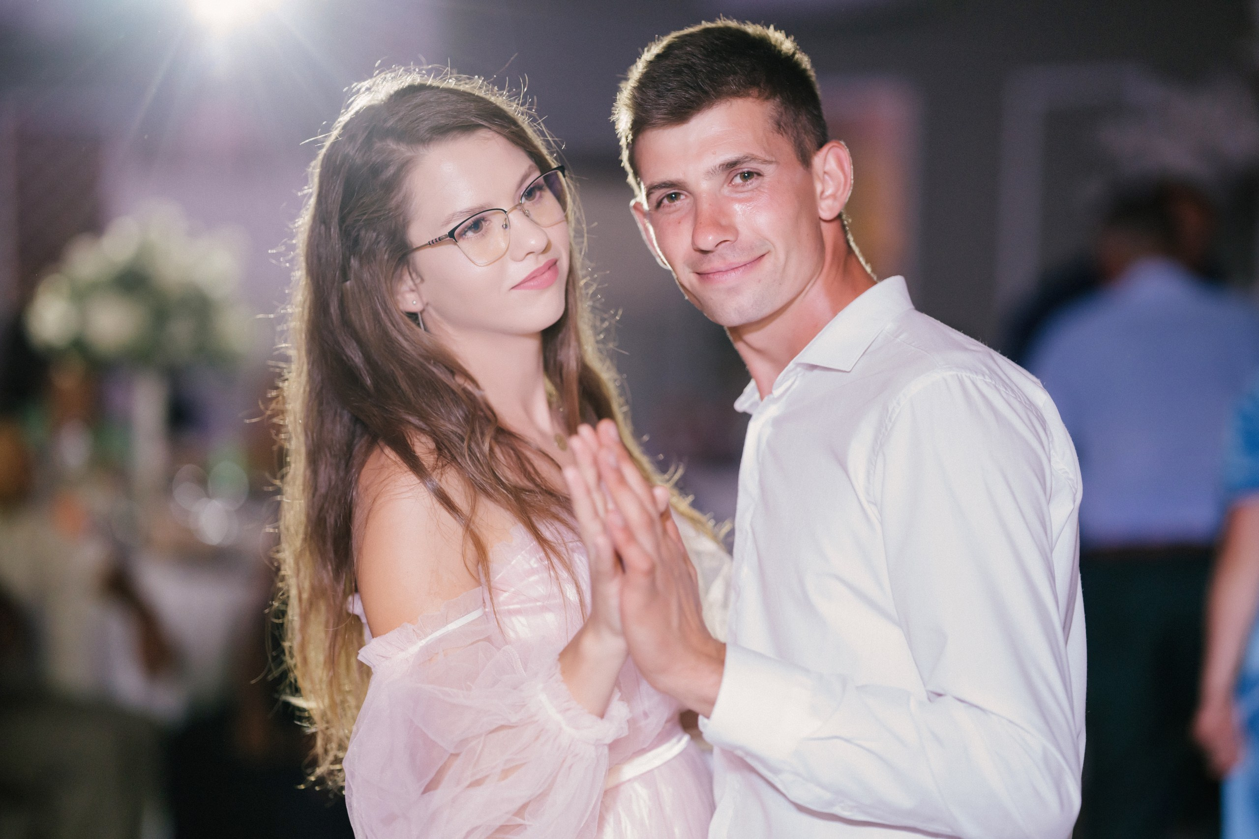 - mireasă Lavinia pregătire casa părintească Hârlău- mire Mihai pregătire Flămânzi cavalerii de onoare- fotograf nuntă Casa Jorovlea- ședință foto miri Mihai și Lavinia- nuntă elegantă Casa Jorovlea- fotografie de nuntă naturală România- domnișoare de onoare pregătire mireasă- emoții nuntă biserică- dansul mirilor Casa Jorovlea* fotograf profesionist nuntă Botoșani Iași* fotografie documentară de nuntă- familie și prieteni la nuntă- nași Mihai și Nicoleta nuntă- portret mireasă în lumină naturală- petrecere nuntă Casa Jorovlea- Nuntă Mihai și Lavinia – momente emoționante din ziua nunții, pregătirile mirilor în Hârlău și Flămânzi, ceremonia religioasă și ședința foto realizată de  AlinoFotoStudio -  Mireasa Lavinia în timpul pregătirilor la Hârlău-  Mihai pregătit de cavalerii de onoare în Flămânzi - Ceremonia religioasă a mirilor Mihai și Lavinia-Ședință foto romantică de nuntă Mihai și Lavinia - Dansul mirilor la petrecerea de nuntă -  fotograf nuntă Iași-  fotograf nuntă Botoșani- wedding photography Romania- AlinoFotoStudio - AlinoFotoStudio - Alin Chirilă fotograf - fotograf Botoșani - fotograf Iași - fotograf Hârlău - fotograf Bacău - fotograf Suceava - fotograf București - fotograf Neamț - servicii foto video - fotograf evenimente - fotograf nuntă - fotograf botez - wedding photographer Romania - ședință foto nuntă - fotografie de eveniment - wedding photography - fotografie profesională - fotograf profesionist România- povestitor prin fotografie, servicii foto - video -profesionale