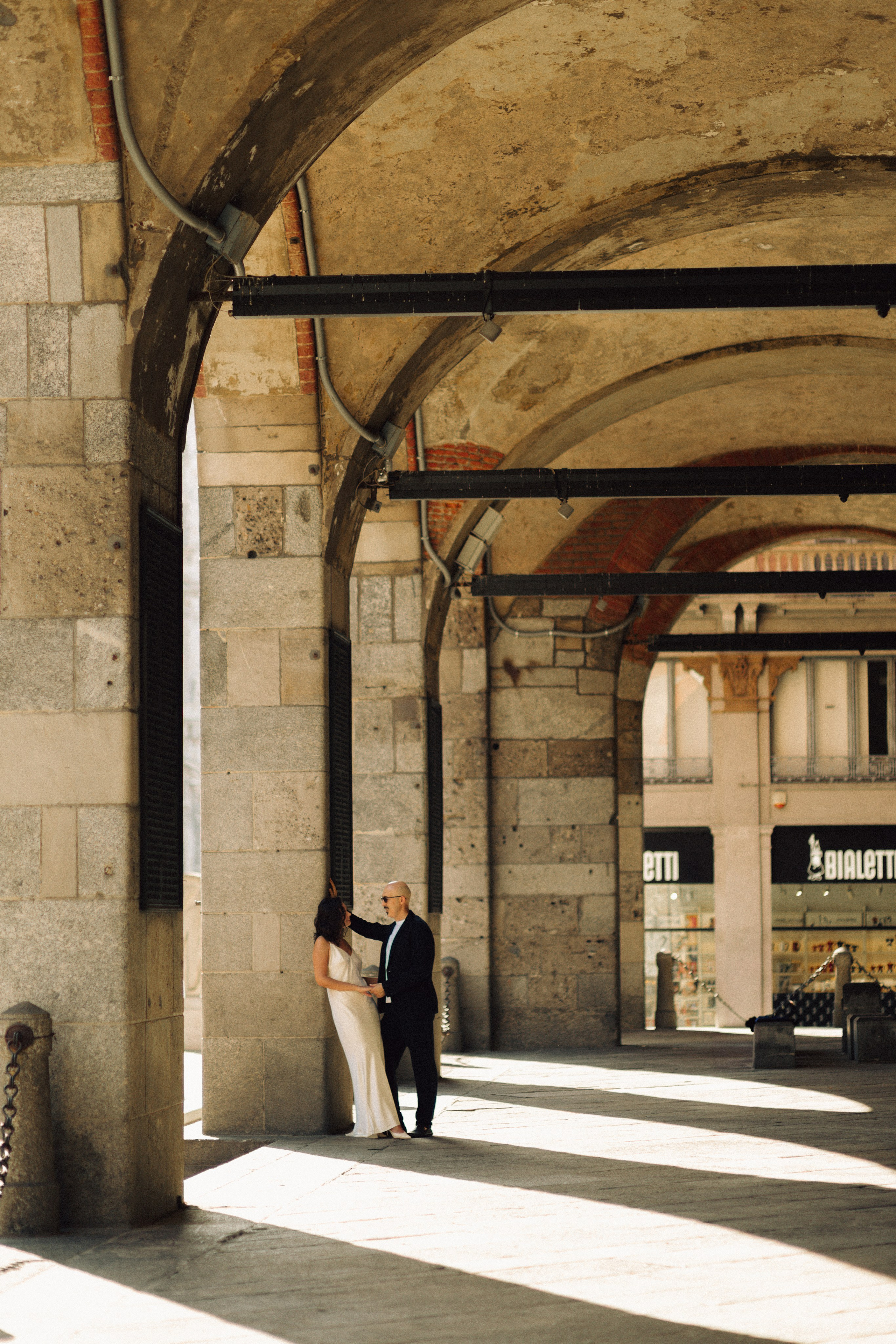 Intimate couple photoshoot in Milan, Italy