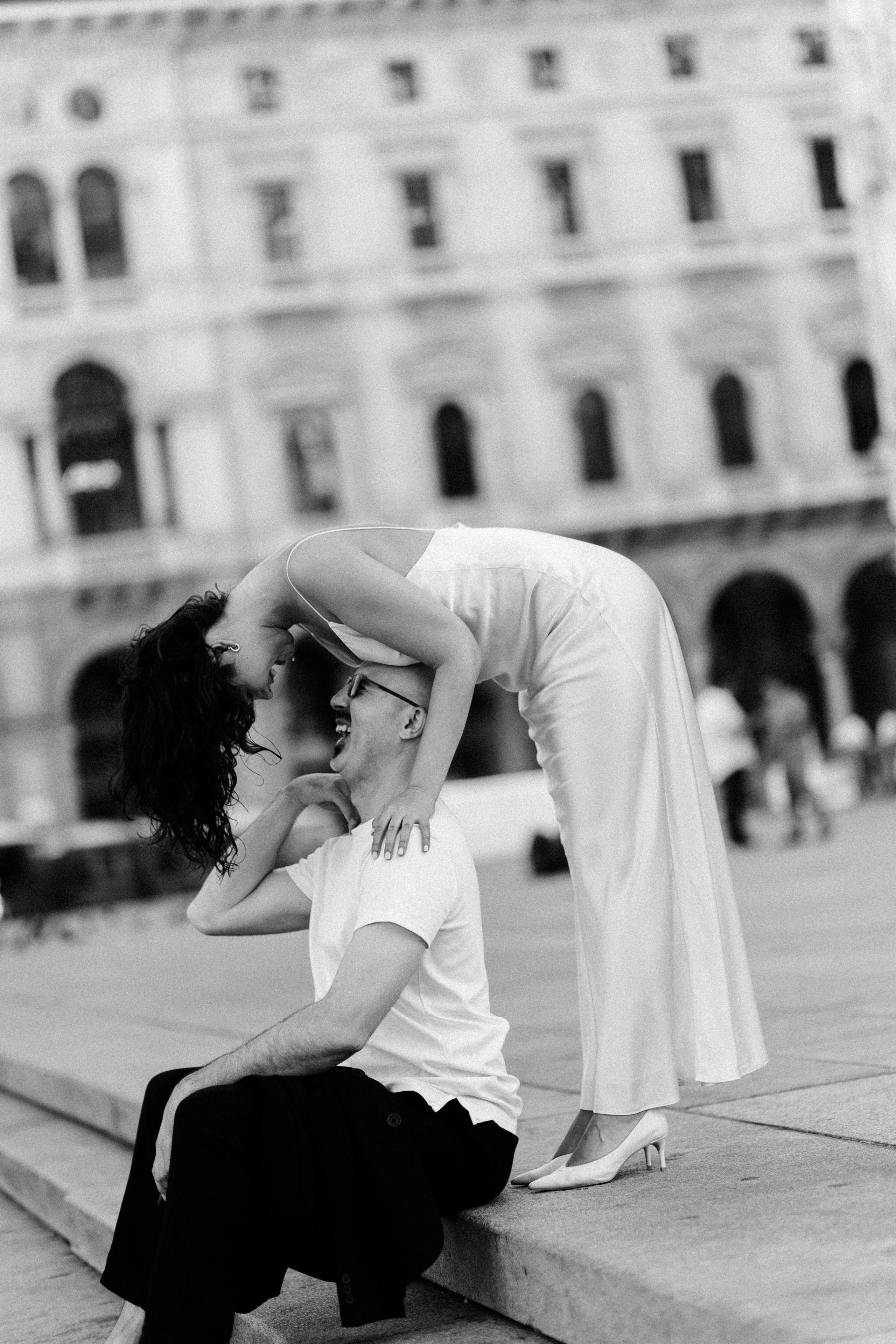 Love story session in Milan photographed by Liza Bizzaro