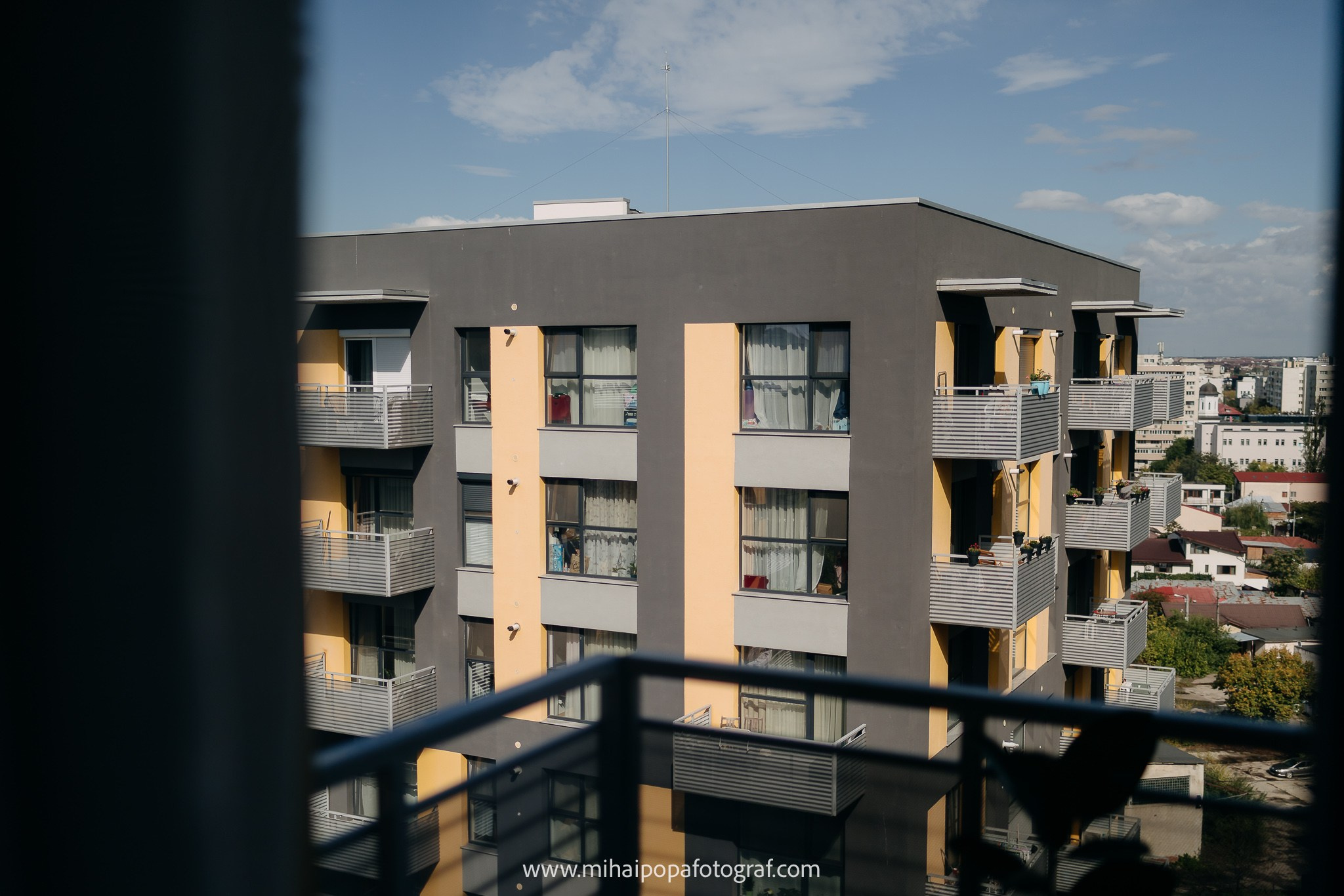 Fotograf de botez în Bucuresti| Mihai Popa Fotograf. Fotograf Nuntă & Botez București - Mihai Popa | Dincolo de oameni, imortalizez emoții!