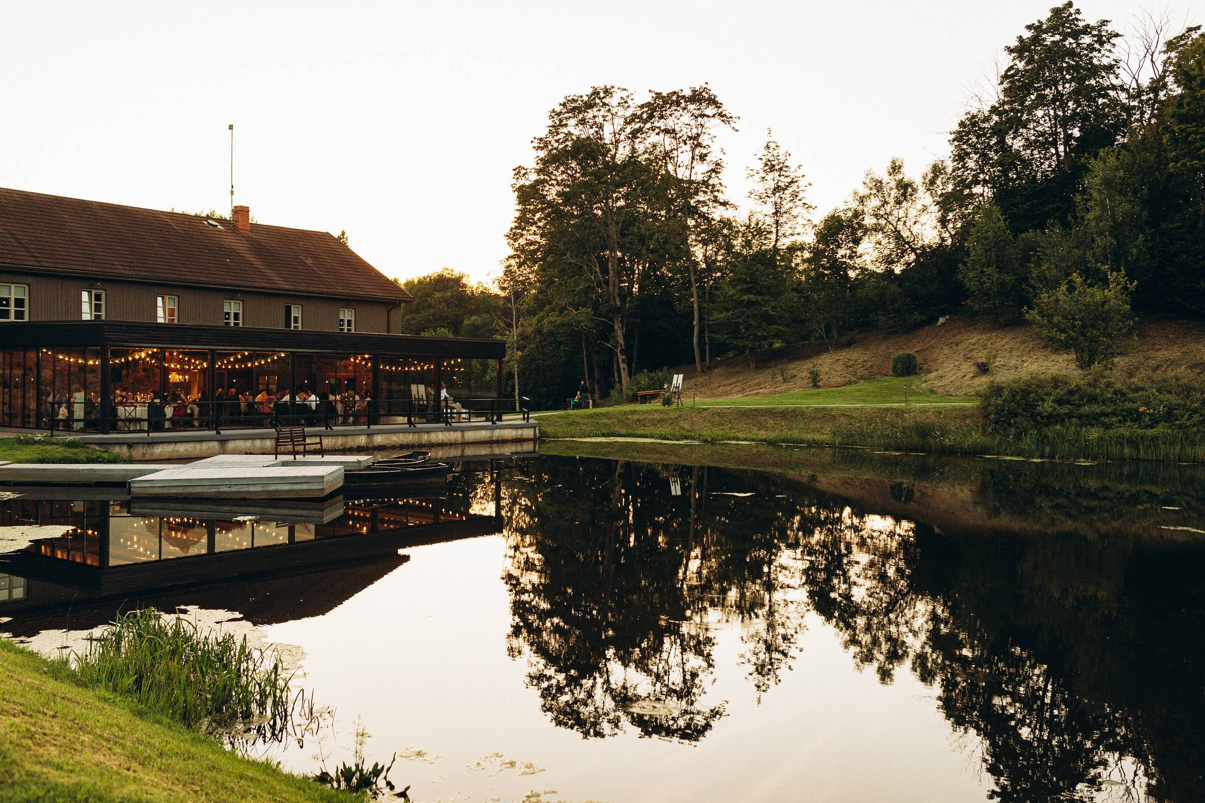 SVINOT KĀZAS NĪTAURĒ