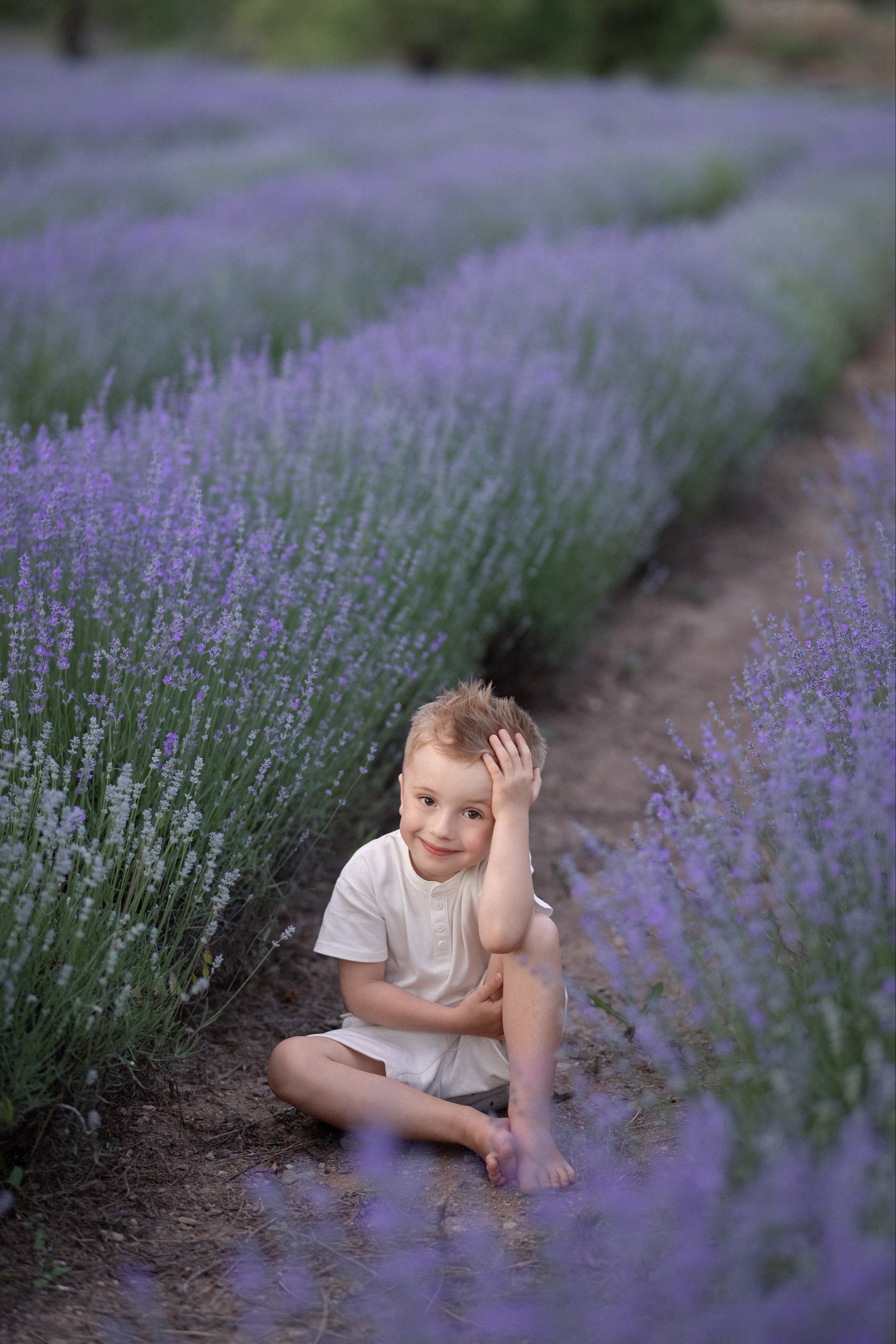 Лавандовые поля. Лавандовое поле. Лавандовые поля в Турции. Лавандовые поля Анталия. Фотосессия в лавандовом поле Турция. Что посетить в Анталии. Прованс в Турции. Фотограф на лавандовых полях в Турции. Фотограф Анталия. Фотограф в Анталии. Где находятся лавандовые поля в Турции. Поля лаванды, недалеко от Анталии. Куда поехать на выходные в Анталии. Турецкий лавандовый рай. Лаванда. Турция. Отдых в Турции.
