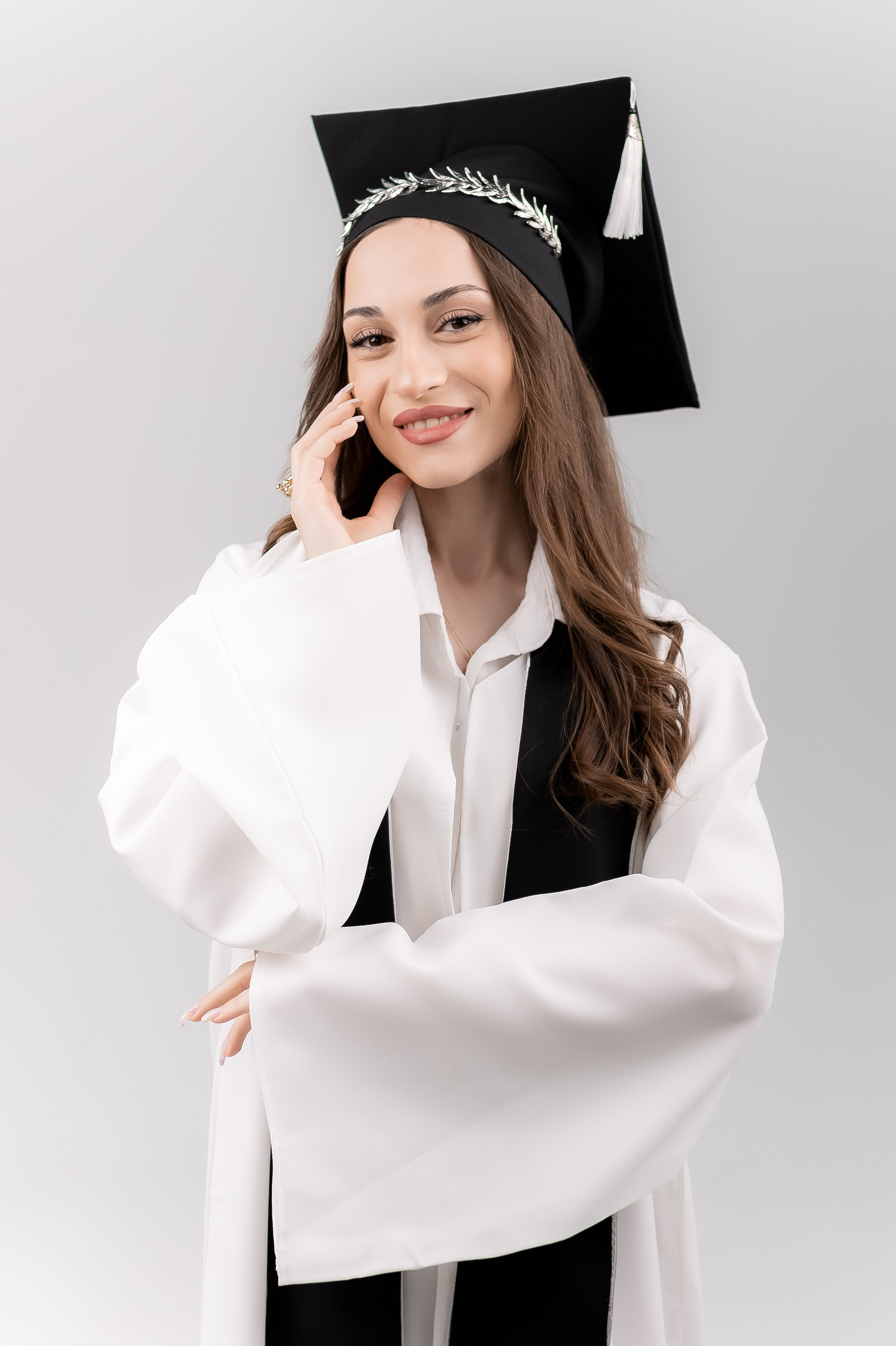 Premium mezun xalati, qara mezun geyimi, ag mezun libasi, qirmizi sarfli mezun paltari, mezun aksesuarlar, mezun papaqlari, mezun lentleri, mezun hediyyeleri, mezun fotosessiya geyimleri, mezun cekilisi ucun geyimler, mezun tedbirleri ucun aksesuarlar, mezun geyimlerinin icare ve satisi, premium mezun libaslari, mezun geyimleri online sifaris, mezun geyimleri Bakida, mezun geyimleri qiymetleri, mezun geyimleri modelleri, Mezun cekilisi, mezun fotosessiyasi, mezun cekilisi ucun geyimler, mezun mantiyasi cekilisi, mezun fotosessiya ideyalari, mezun gunu fotosessiya, mezun xatireleri, mezun papaqlari ile fotosessiya, mezun lentleri ile cekilis, ferdi mezun fotosessiyasi, qrup mezun cekilisi, mezun fotosessiya mekani, mezun ucun ideal cekilis fonlari, mezun fotosessiya aksesuarlari, mezun albomu sekilleri, mezun cekilisi poza ideyalari, universitet mezun fotosessiyasi, kollektiv mezun fotosessiyasi, mezun xalatlari ile cekilis, mezun mantiyasi fotosessiyasi, mezun geyimleri ile professional cekilis, mezun tebrik fotosessiyasi, en yeni mezun cekilis trendləri, mezun fotosessiya xidmetleri, premium mezun cekilisi, mezun cekilisi ucun dekorlar, mezun fotosessiyasi aksesuarlar, mezun gunu en gozel fotolar, mezun cekilisi fotostudiya, bakida mezun fotosessiyasi, xaricde mezun cekilisi, mezun gunune ozel cekilis,Məzun mantiyaları, eksklüziv məzun geyimləri, ağ və qara məzun libasları, məzun üçün xüsusi şarf modelləri, məzun papağı və aksesuarları, fərdi dizayn məzun geyimləri, məzun tədbiri üçün ən yaxşı seçimlər, məzun fotosessiyası üçün ideal libaslar, məzun mərasimi geyimləri, keyfiyyətli məzun mantiyası, rahat və şık məzun geyimləri, məzun üçün lent və tac modelləri, məzun simvolik medalları, icarəyə verilən məzun libasları, məzun geyimlərinin sərfəli qiymətləri, onlayn məzun geyimi sifarişi, məzun paltarı mağazası, dəbli məzun geyimləri, premium məzun mantiyalarının satışı, universitet məzunları üçün mantiyalar, kollektiv məzun geyimləri, məktəb məzunları üçün geyimlər, diplom mərasimi üçün geyimlər, fərqli rəngdə məzun libasları, ən yeni məzun geyimləri, rahat və premium məzun geyimi seçimləri, Bakıda məzun geyimi mağazası, məzun üçün ən yaxşı libaslar, məzun dünyası, mezun dunyasi, mezun geyimleri