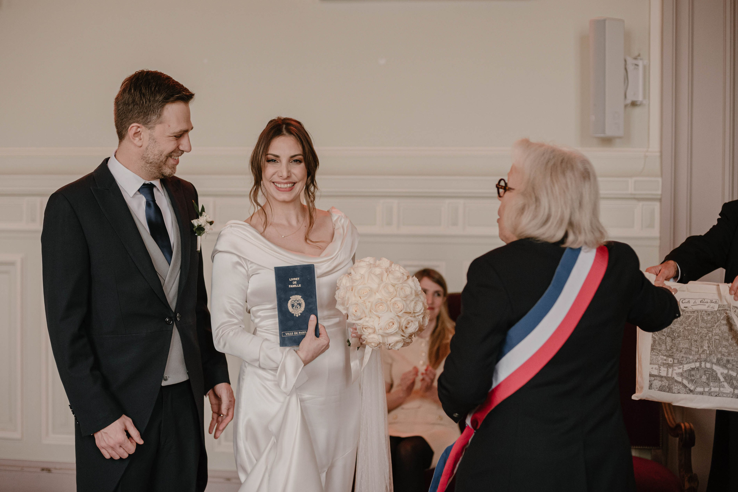 Камерная свадьба в Марэ, Париж | Ksenia Marchand. Ksenia Marchand/ Lifestyle photographer in Paris
