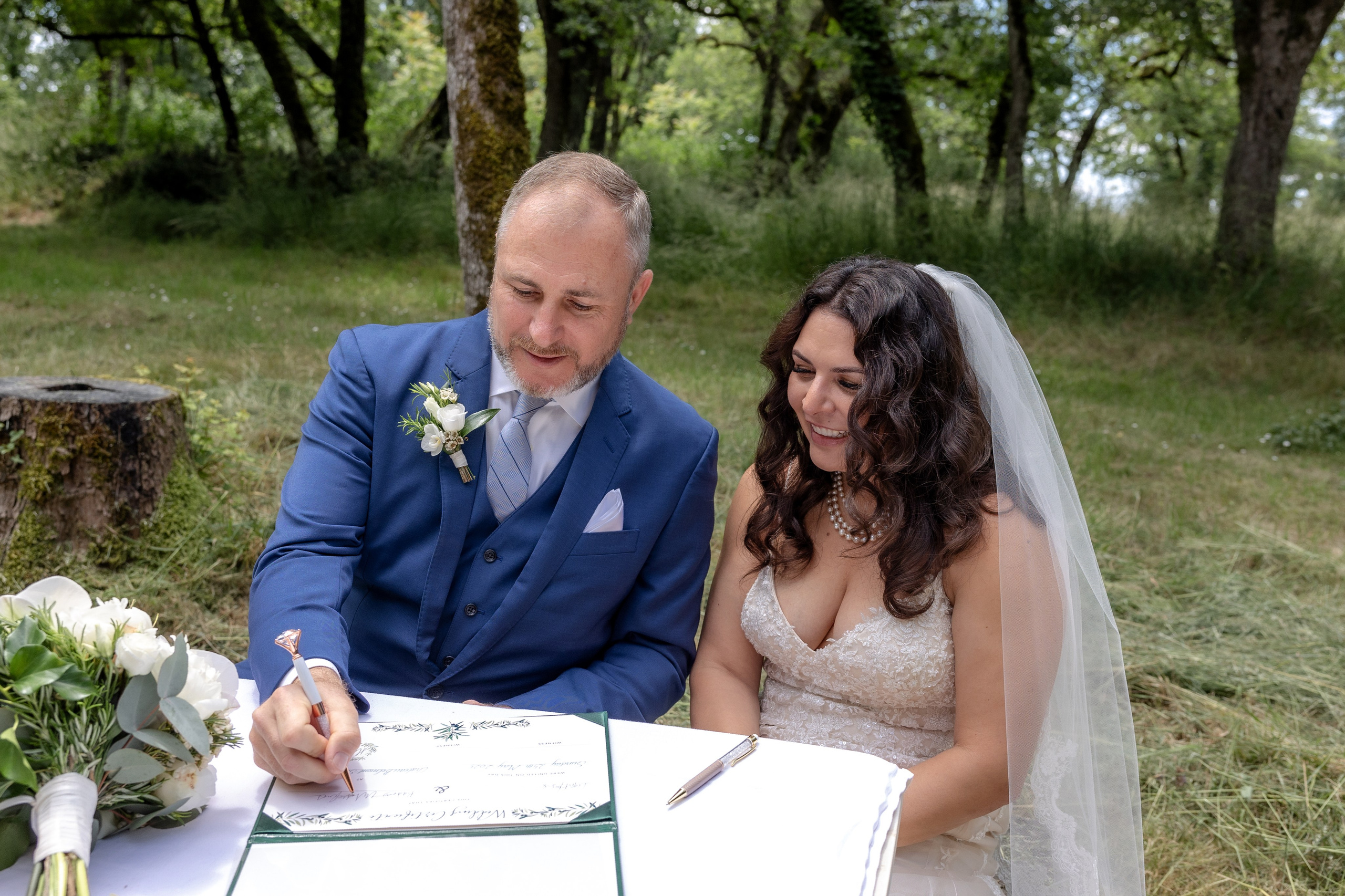 Elopement near Saint-Cirq-Lapopie. Crystal&Robert. Евгения Смирнова — Ваш фотограф в Тулузе и на юго-западе Франции