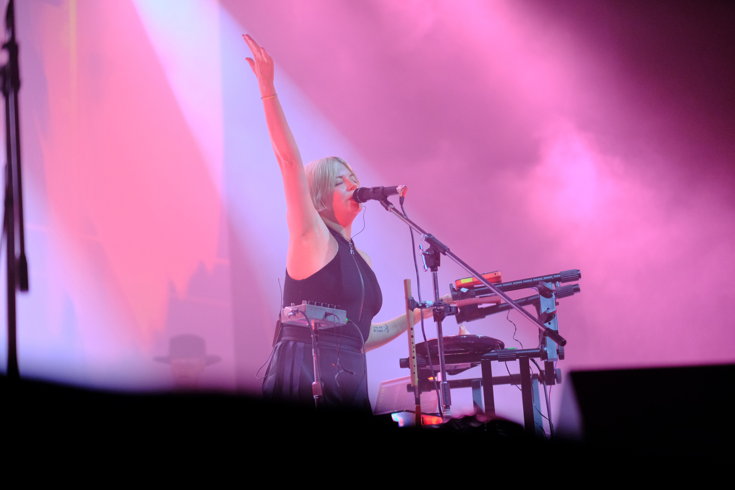 ONUKA. Reportage concert portrait photography in the San Francisco Bay Area