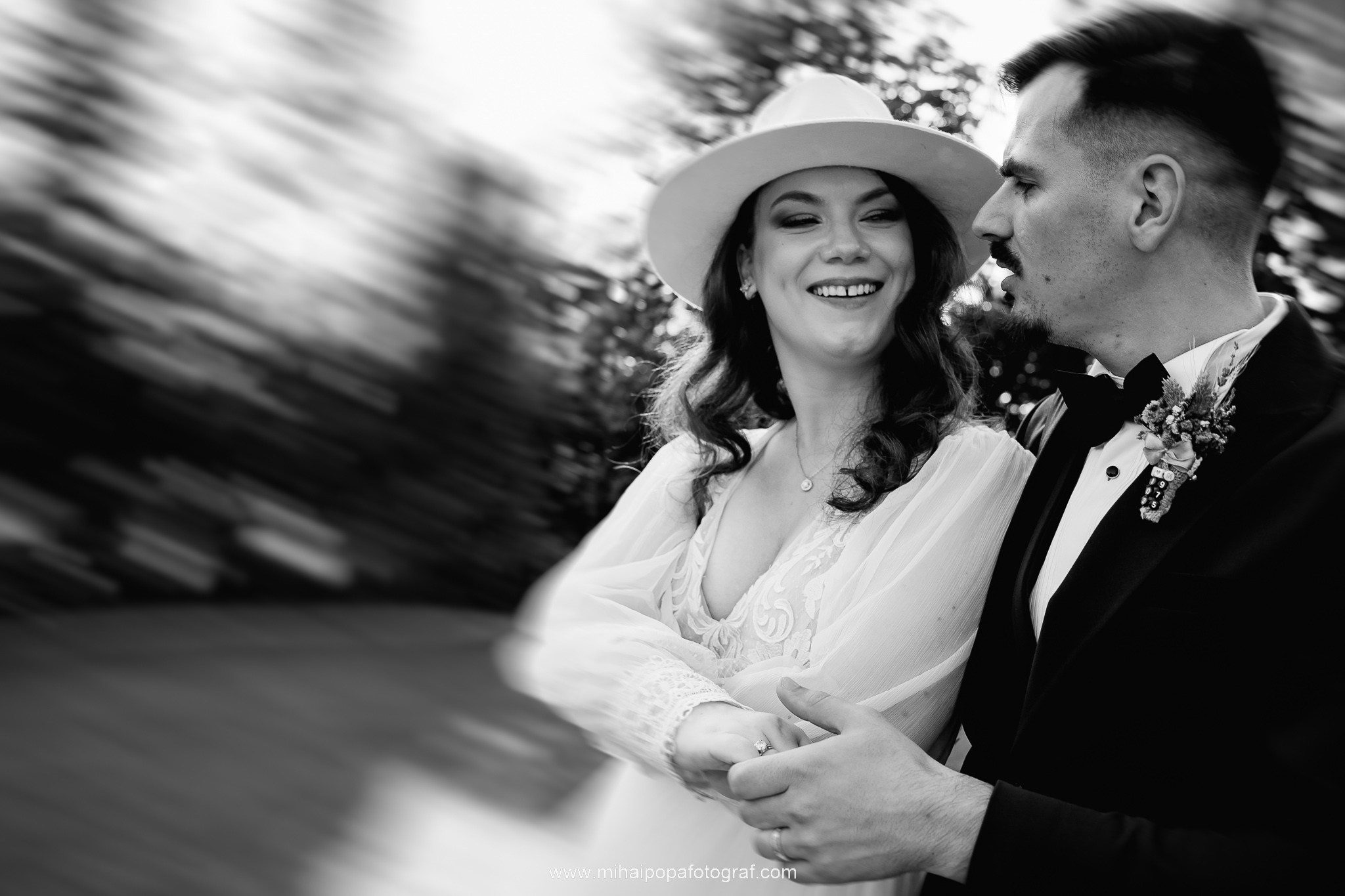 Fotograf de nuntă în Gulia | Mihai Popa Fotograf. Fotograf Nuntă & Botez București - Mihai Popa | Dincolo de oameni, imortalizez emoții!