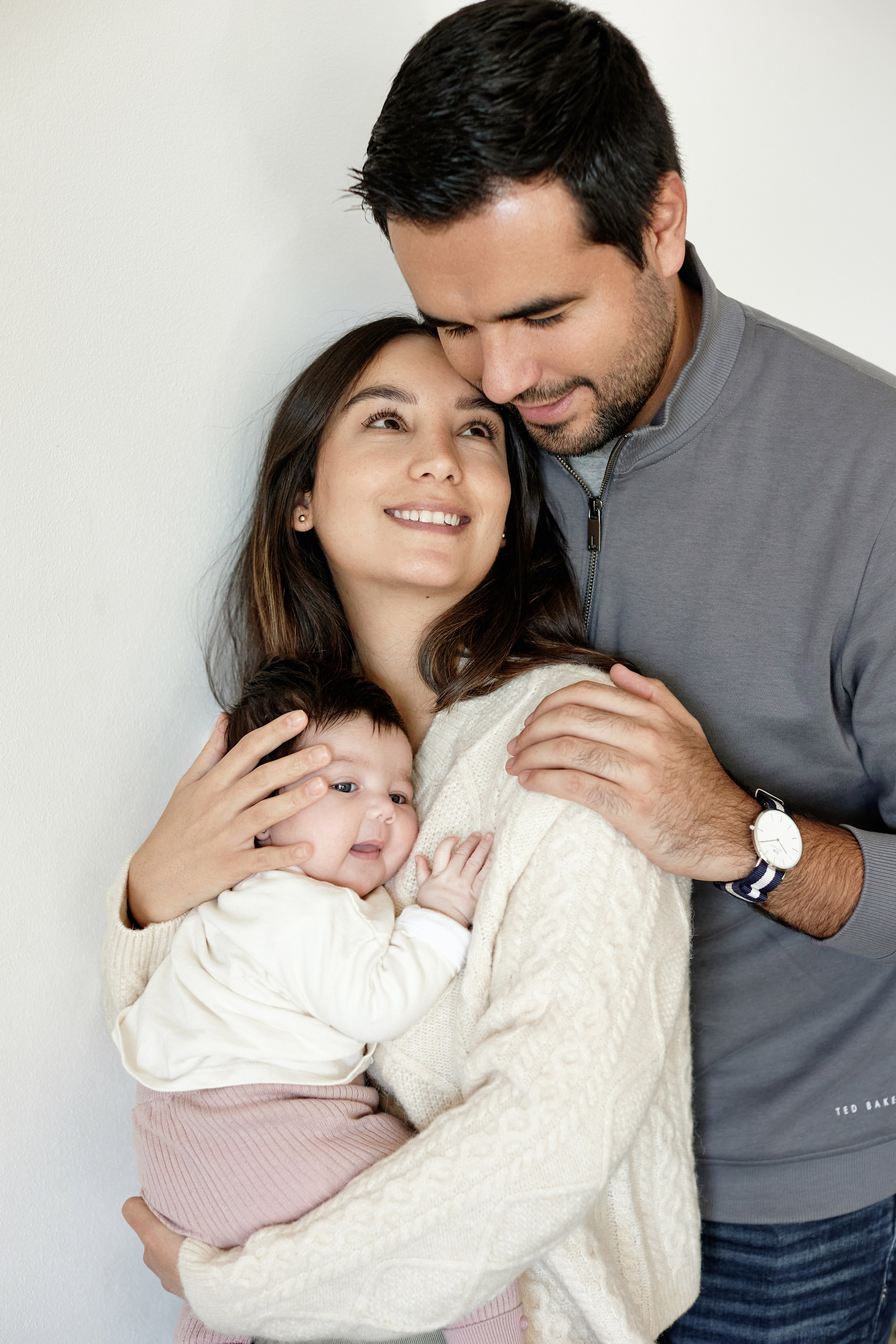 Family. Amazing photo session at a time convenient for you. Y