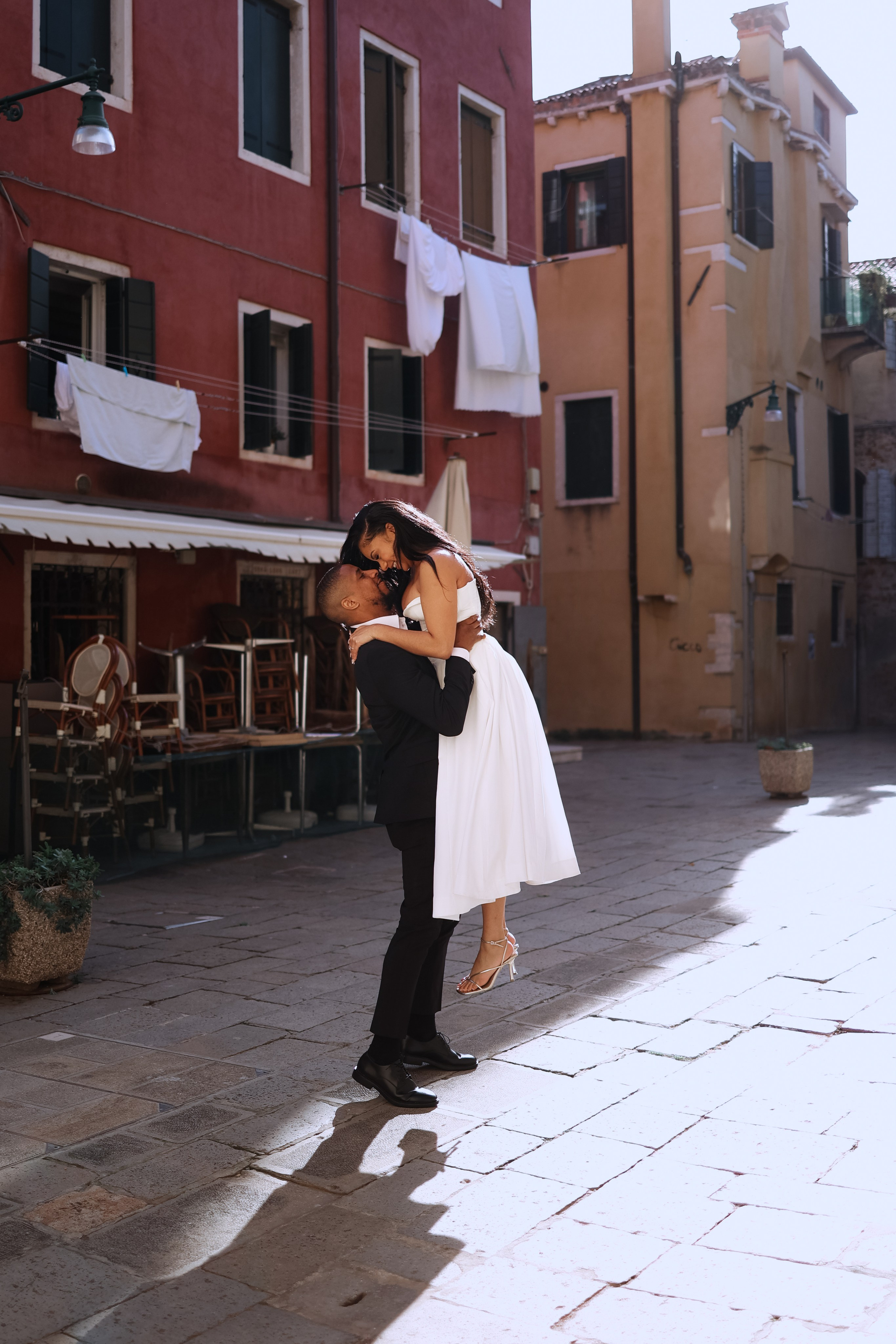 high-end couple photos Venice