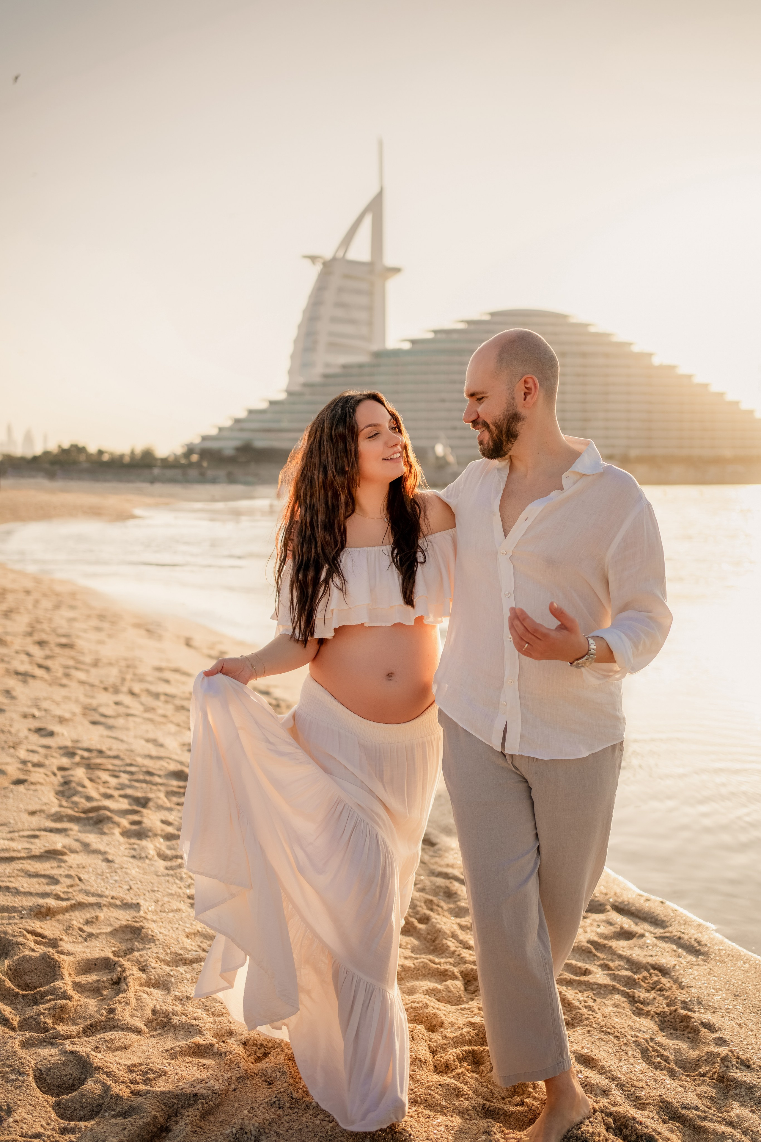 Sunset by the Burj Al Arab. Angela Iakovleva — Family Photographer in Dubai