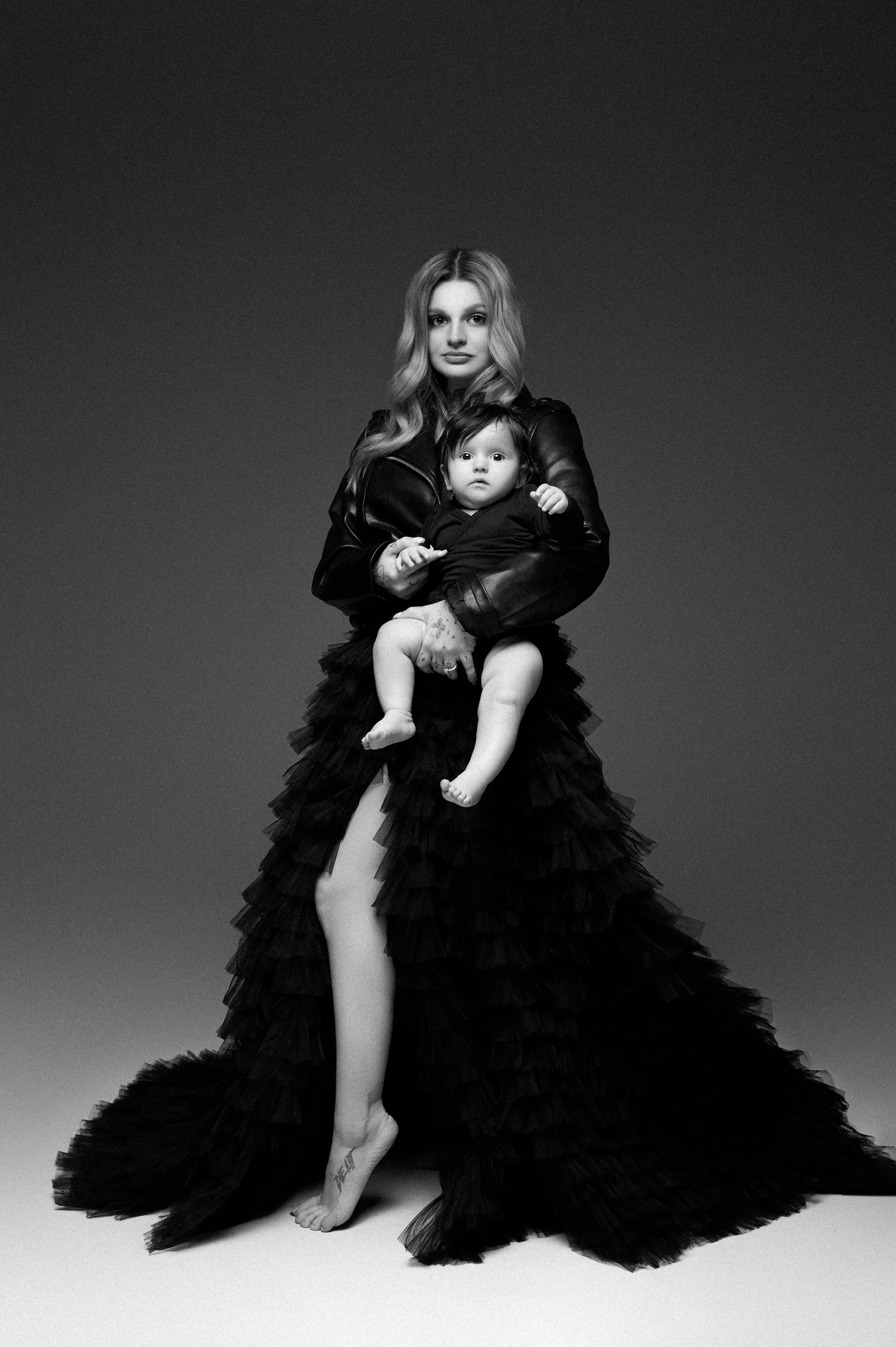 Vivien & Luna. Krása tehotenstva v objektíve — Maria Milosovic, tehotenská fotografka