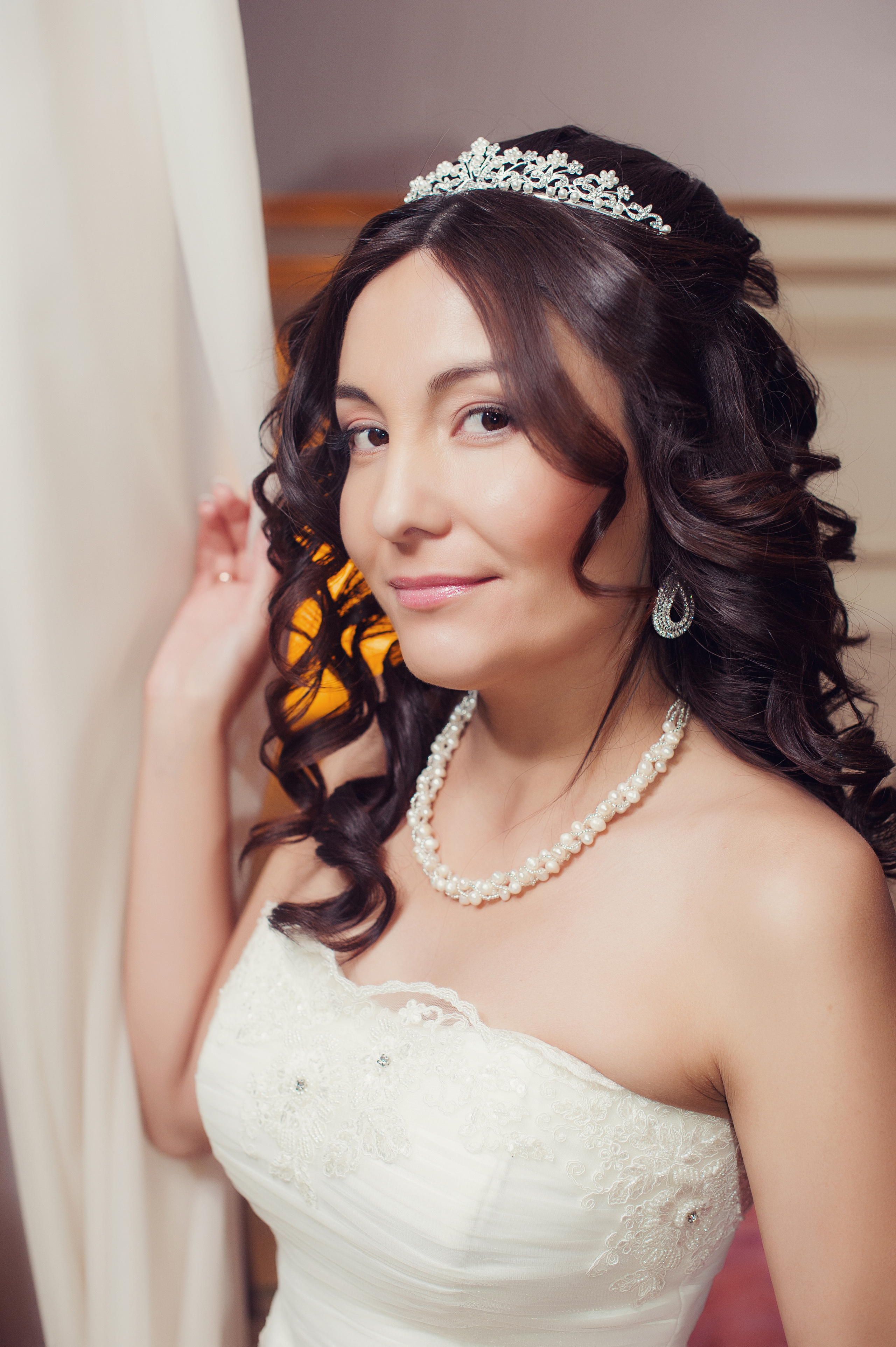 Свадебная фотосессия в Москве. Сборы невесты в отеле Милан