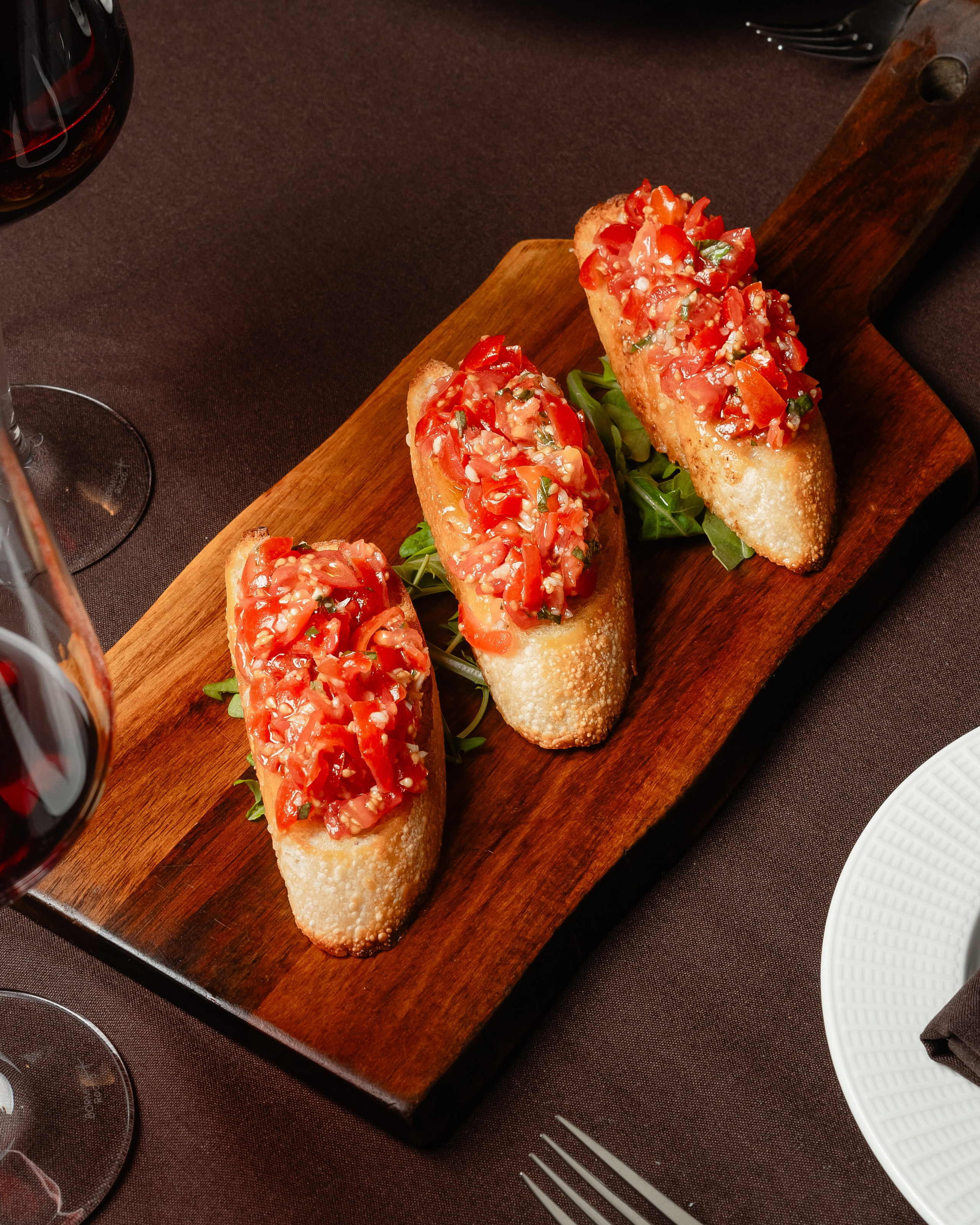 Luna. Welcome to my video and photo world!