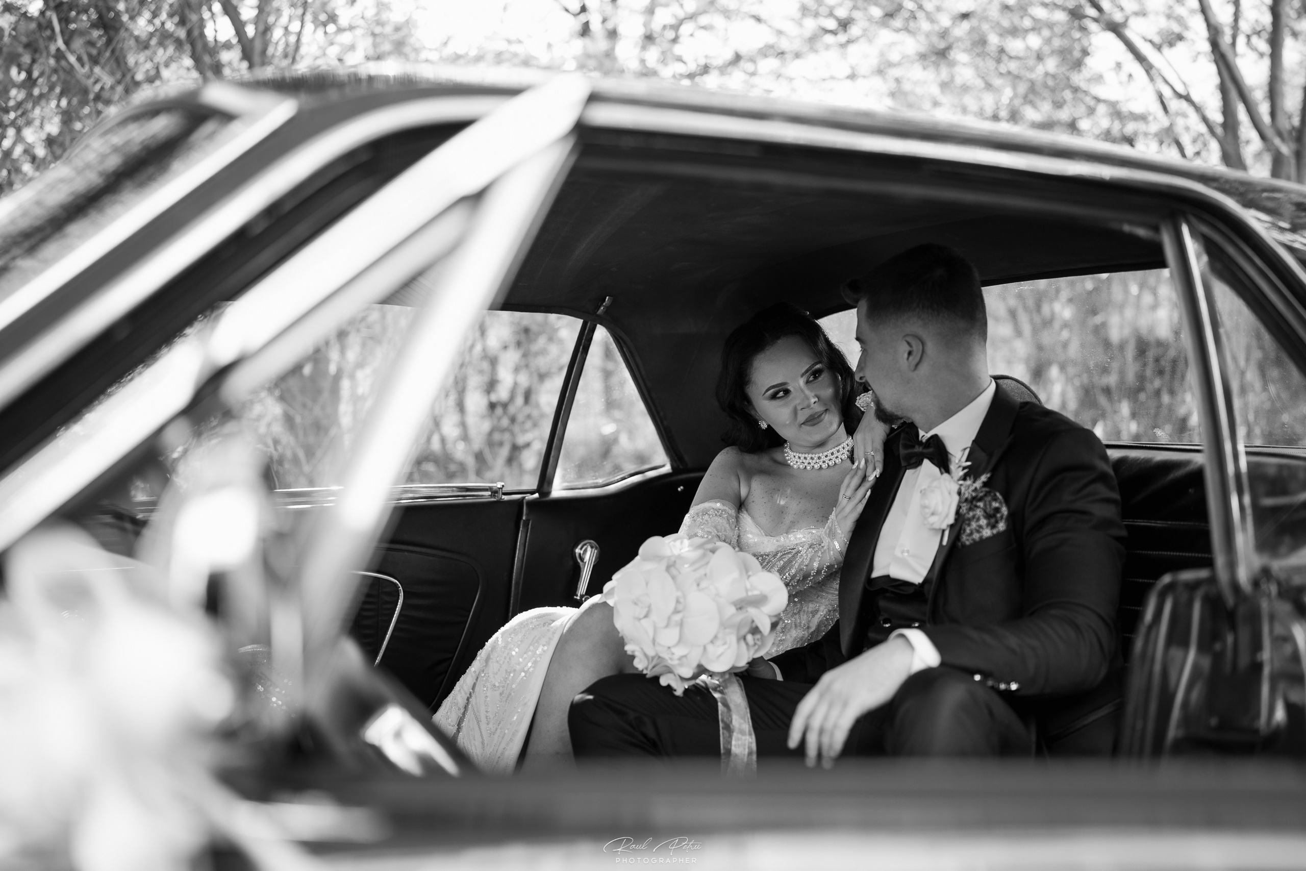 Luxury Wedding Photographer Romania & Europe | Elegant, Emotional Wedding Stories. Raul Petru Photographer