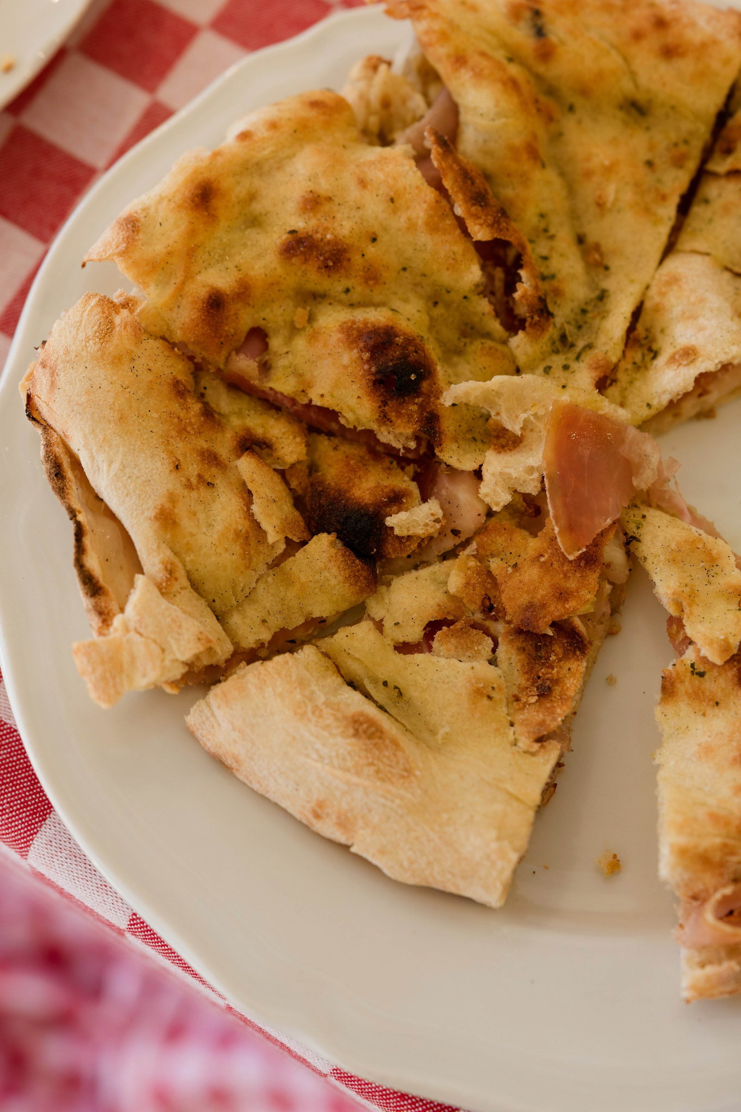 Pizza Party at Tenuta Massini, Florence, Italy. Destination Wedding Photographer — Nikita Burtsev