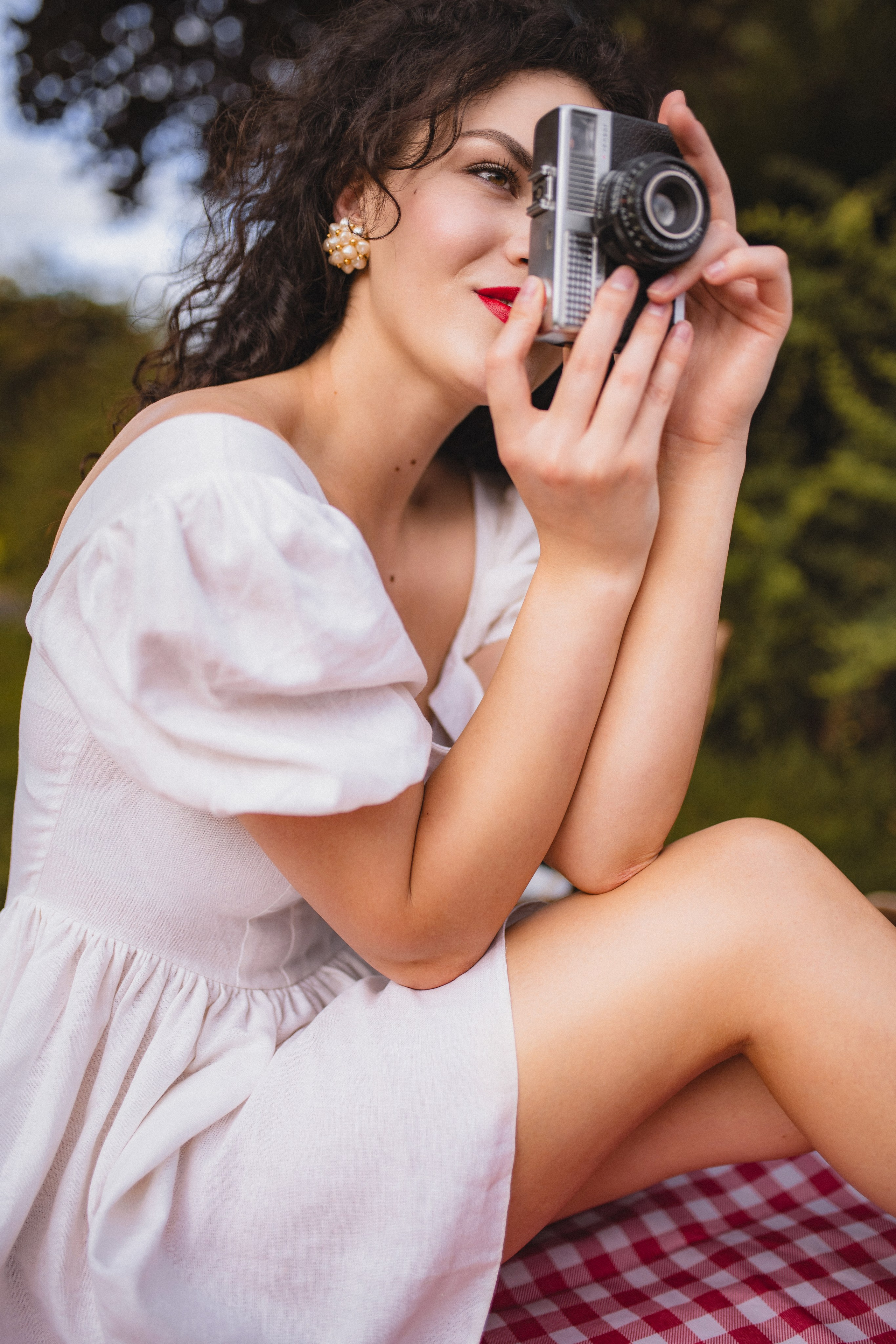 Kristina portrait & picnic session. Tania Gandrabur, photographer in West Midlands, England