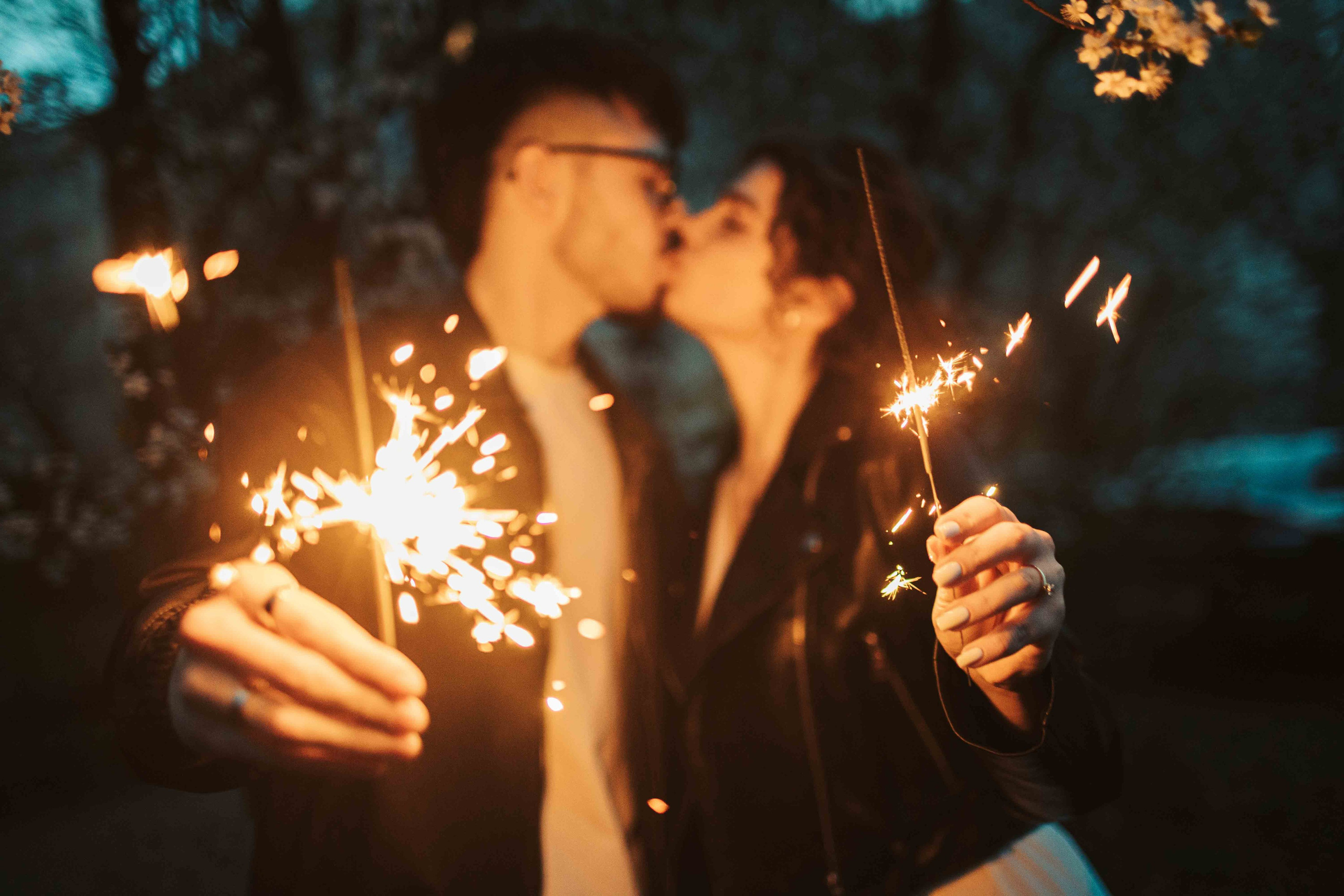 SAVE THE DATE — Andreea & Mihai. Contrast Studio