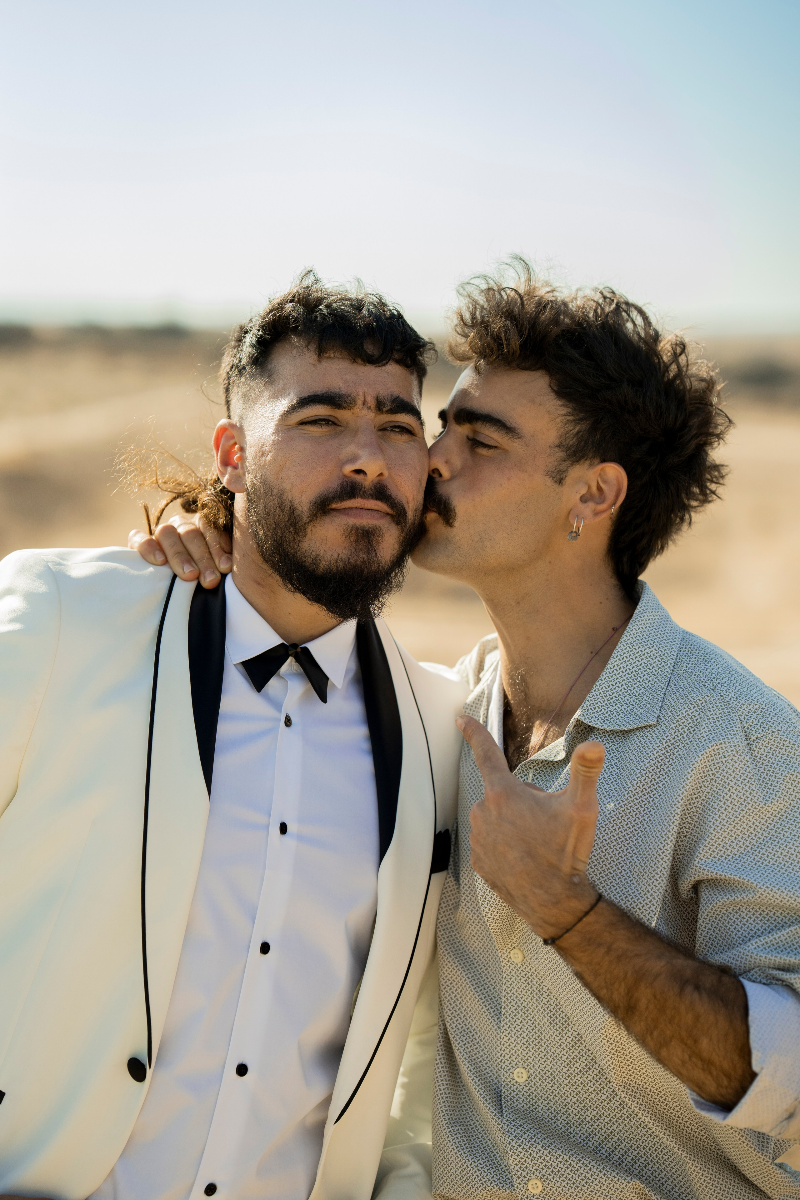 אביה ואחיה. יוסף מזרחי צילום חתונה, ברית וזוגיות. צלם מקצועי שאוהב להוציא אתכם הכי יפים ברגעים הכי מרגשים