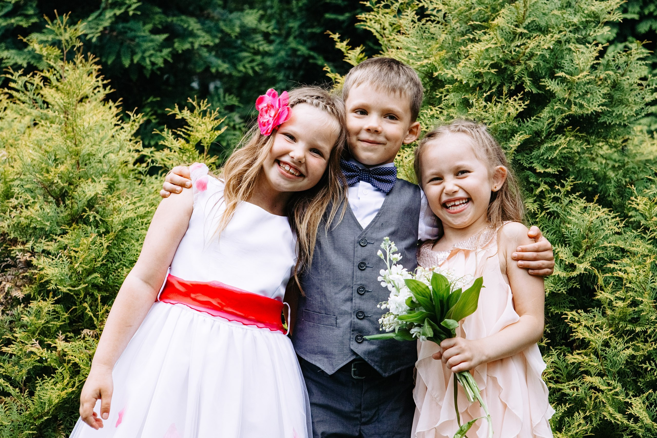 Bērnudārza izlaiduma fotogrāfs - bērnu portreti, reportāža, atsauksmes