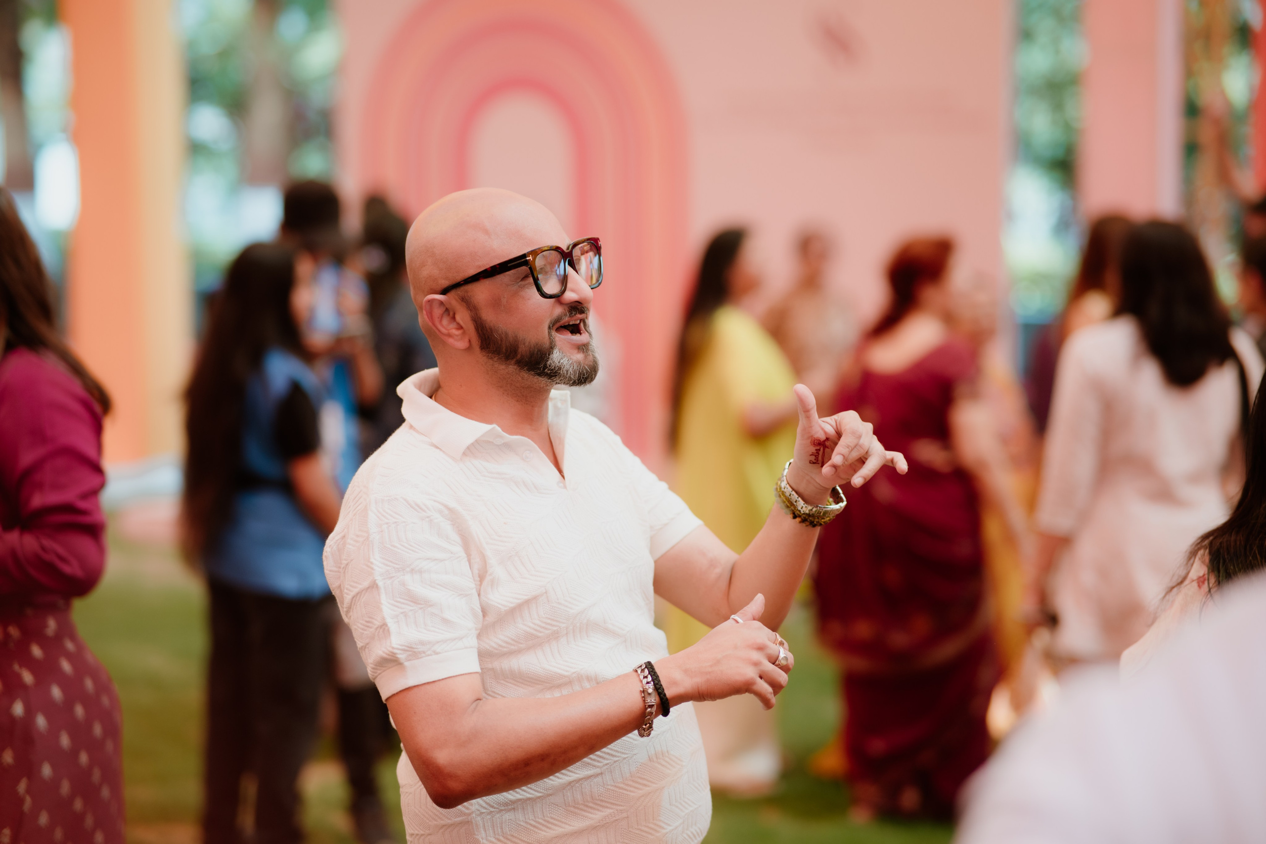 WEDDINGS. Love Emotions Weddings