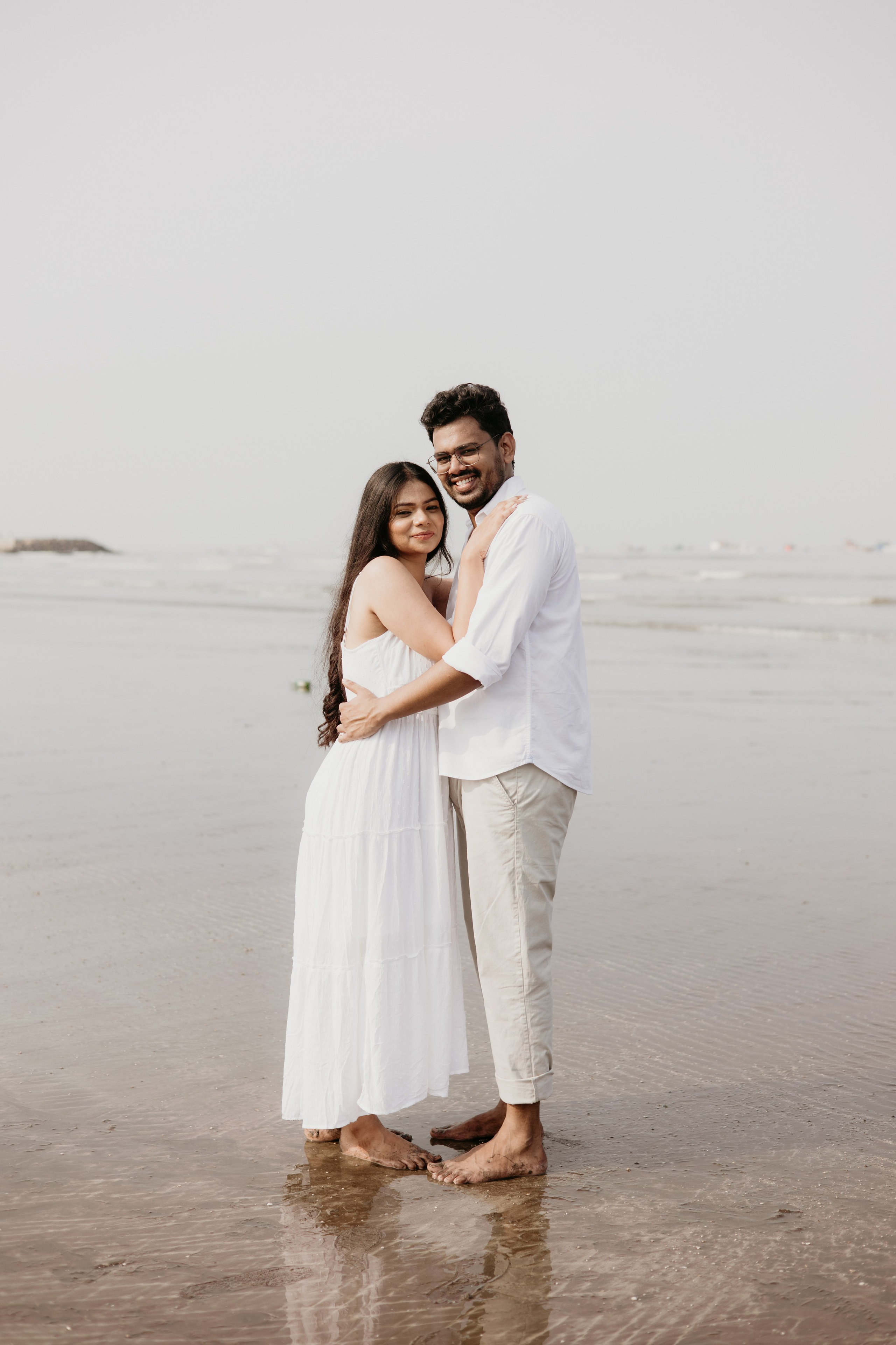 COUPLE SESSIONS. Love Emotions Weddings