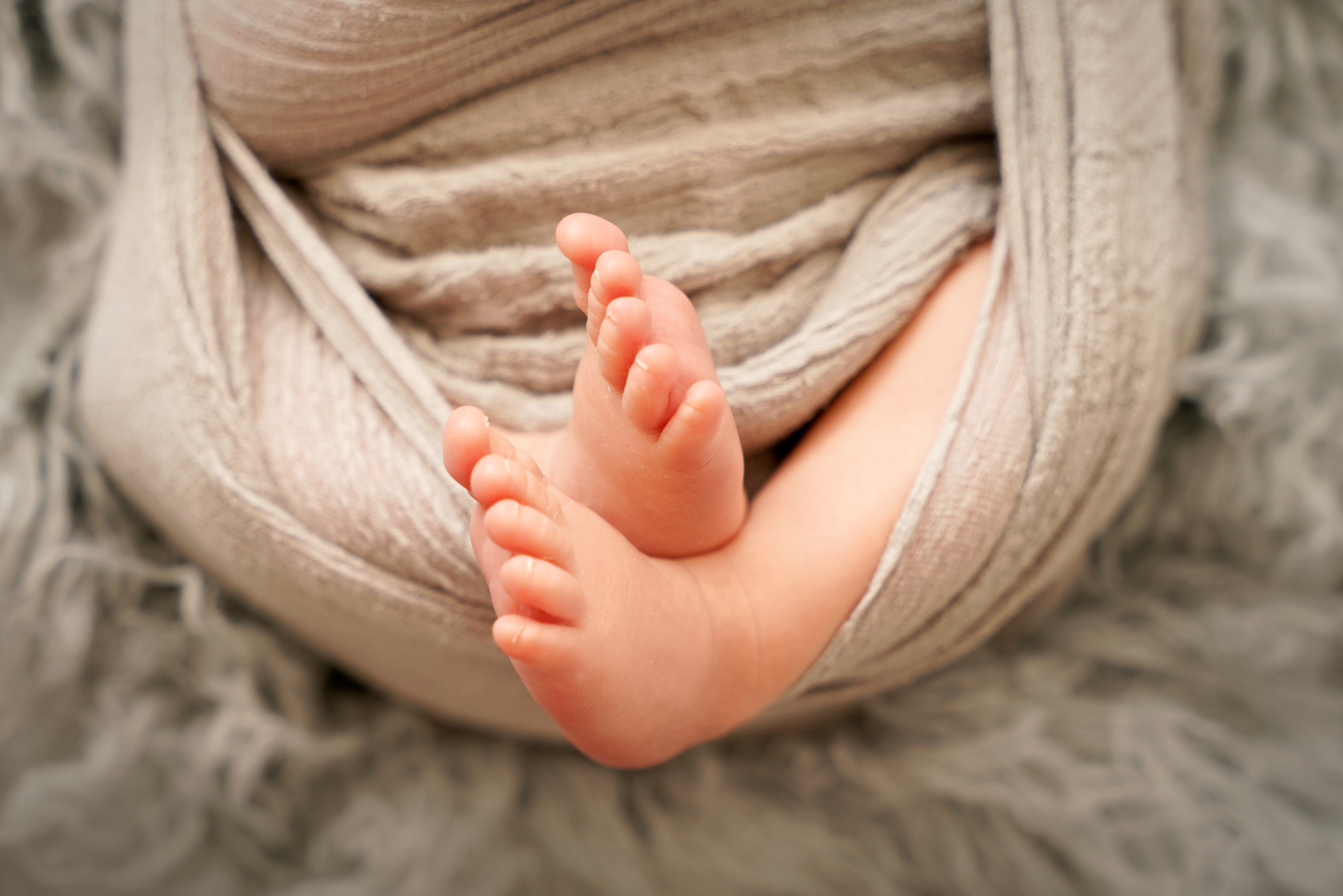 süße Rundungen des Kindchens