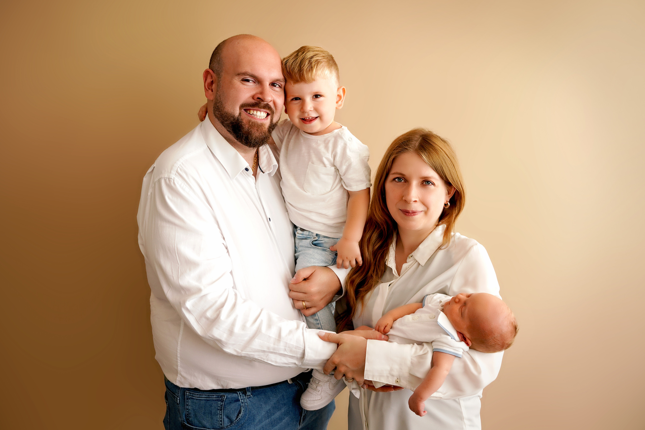 Familie mit zwei Söhnen