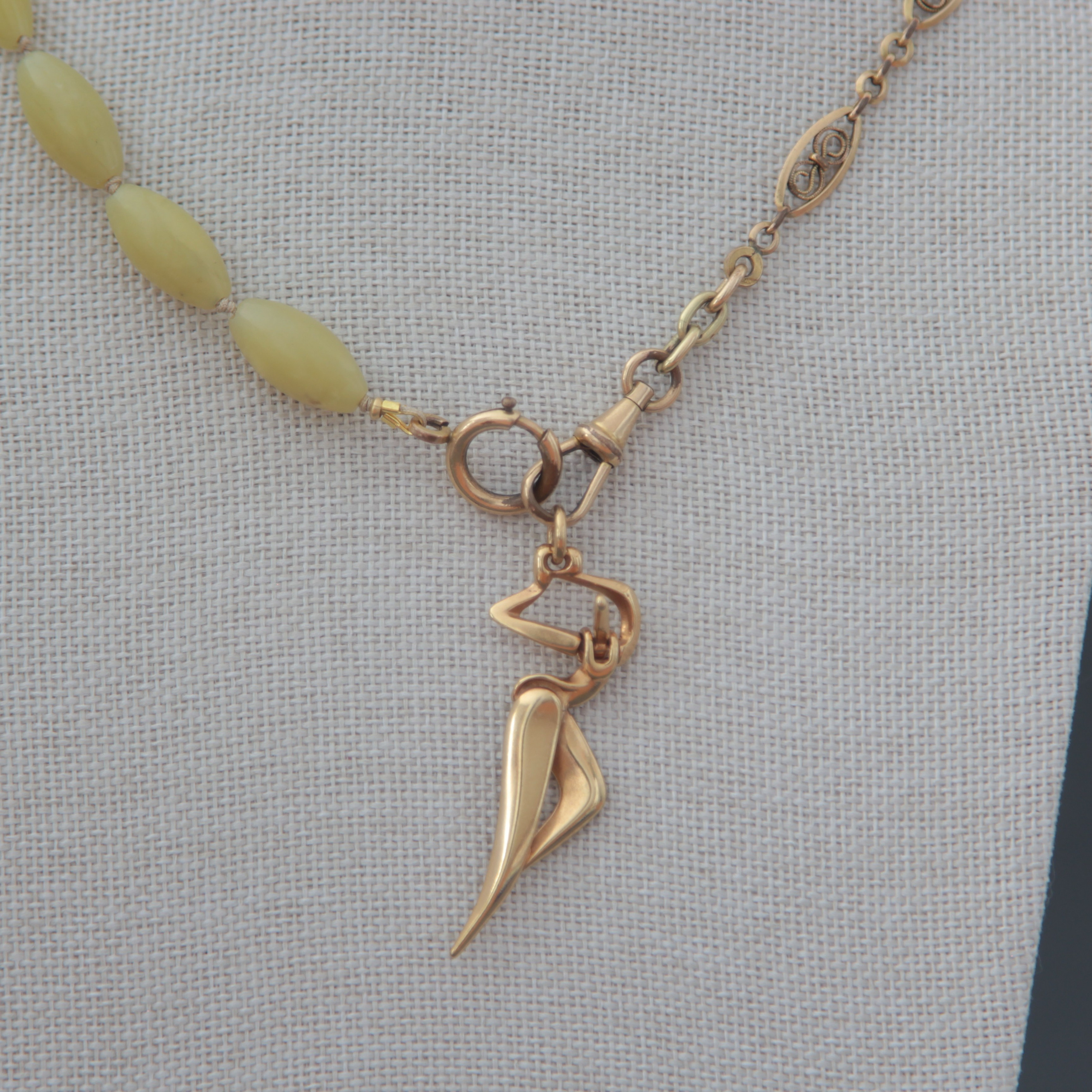 Lady. Современнные и актикварные украшения в Барселоне, Москве и Санкт-Петербурге