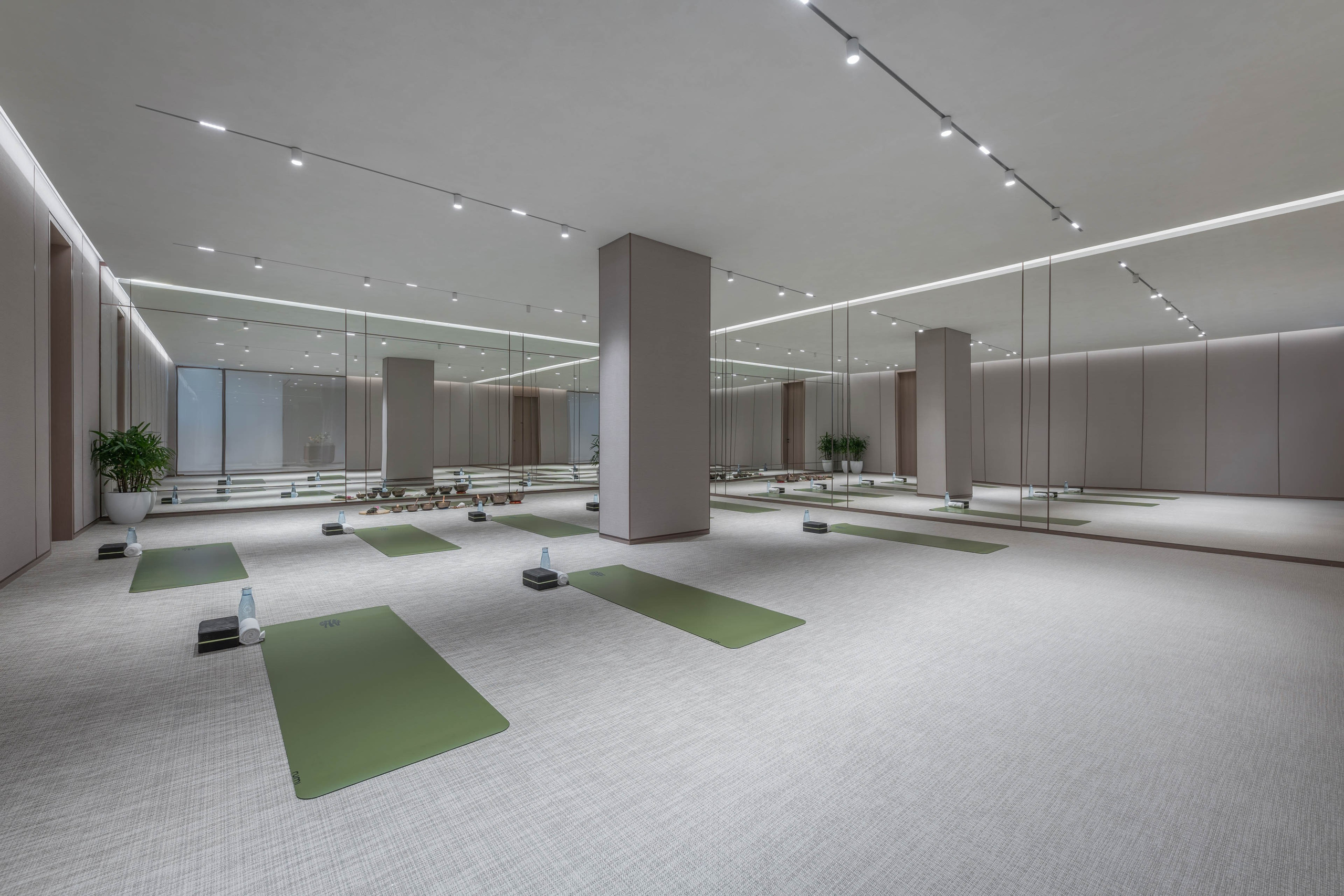 Interior & Architectural & Real Estate Photography in Dubai. Vitalii Honiukov | Photography production based in Dubai, UAE