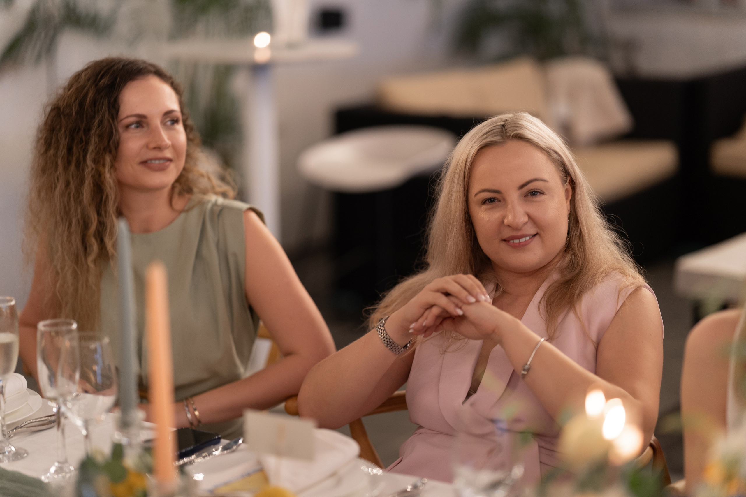 WOMEN-FOR-WOMEN GRAND DINNER. ФОТОГРАФ В ГОНКОНГЕ (СВАДЬБЫ, FASHION, СЕМЕЙНЫЕ, МЕРОПРИЯТИЯ, ФОТОПРОГУЛКИ)