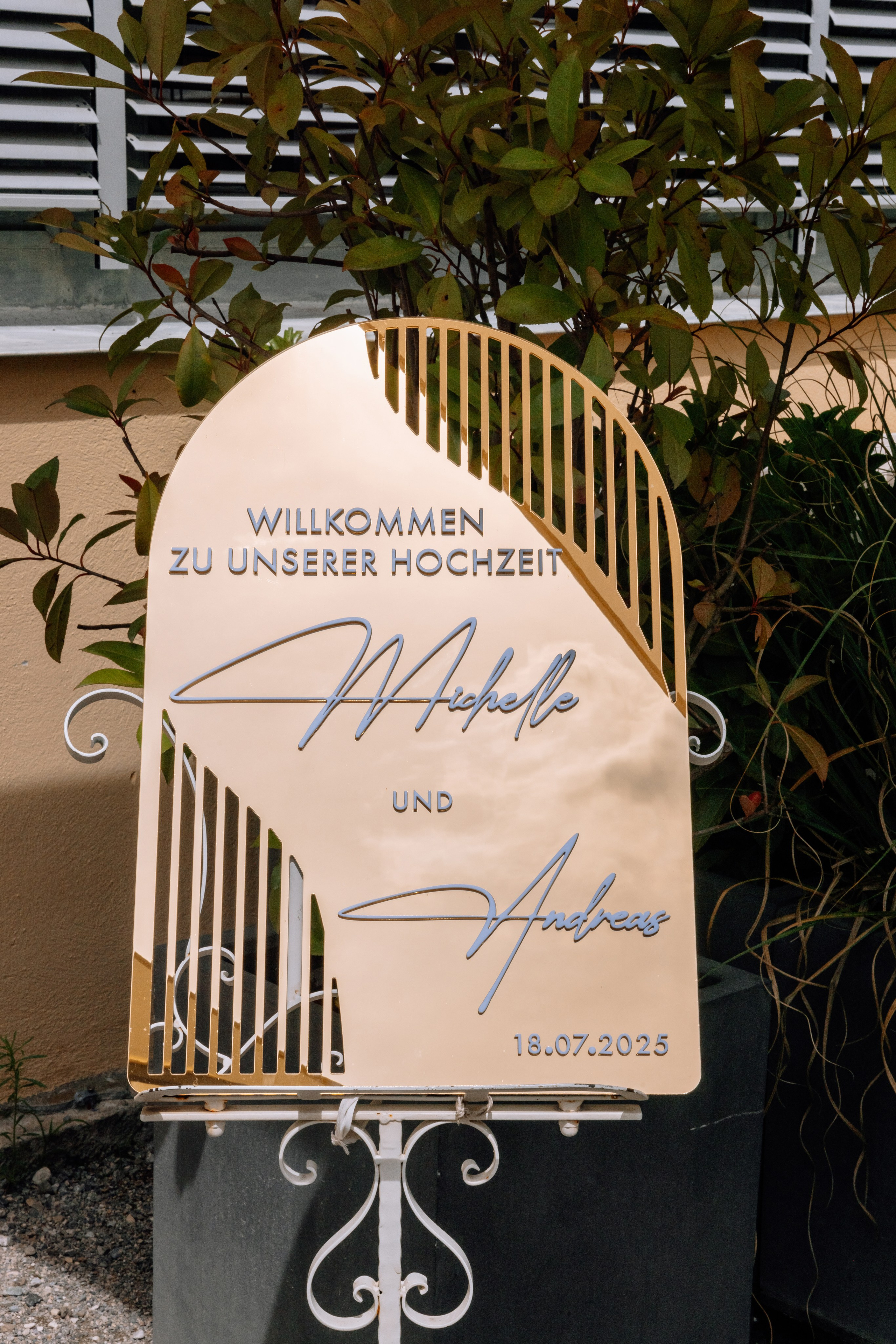 Hochzeit im Schlosscafé im Palmenhaus & Schloss Nymphenburg. Hochzeitsfotograf München Taufe Familienfotograf Tanja Mauke