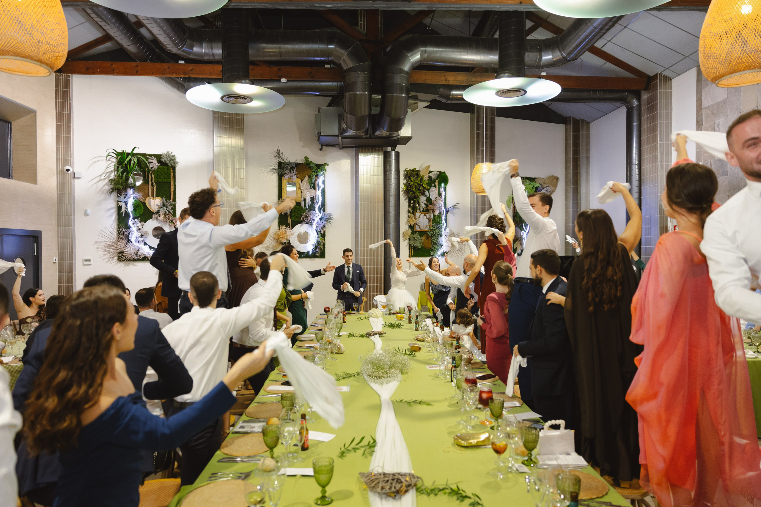 EVA & GUILLE. Fotógrafo y Videografo de bodas y eventos