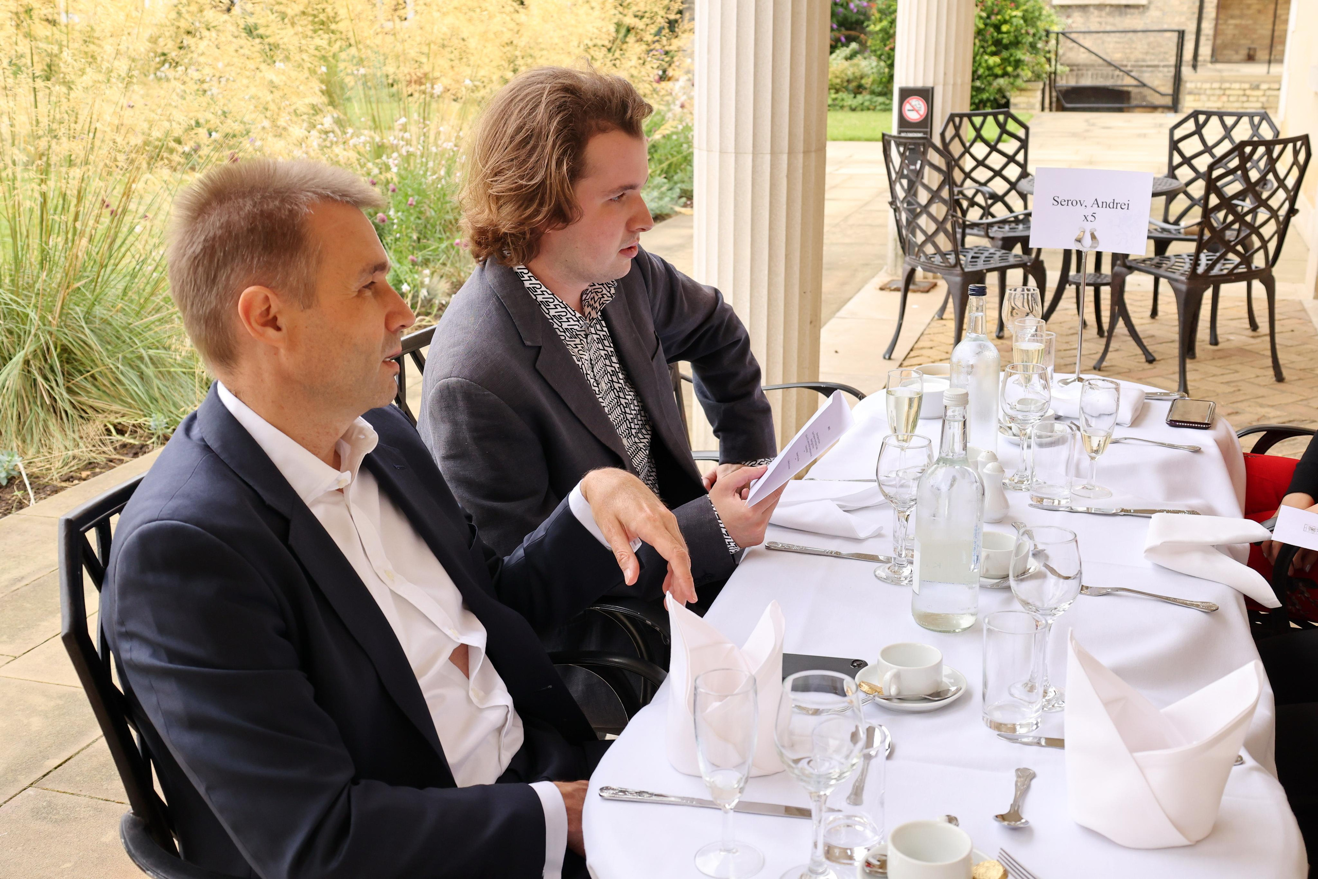 Andrei’s Graduation, Cambridge. Couples and portraits photographer Wimbledon London