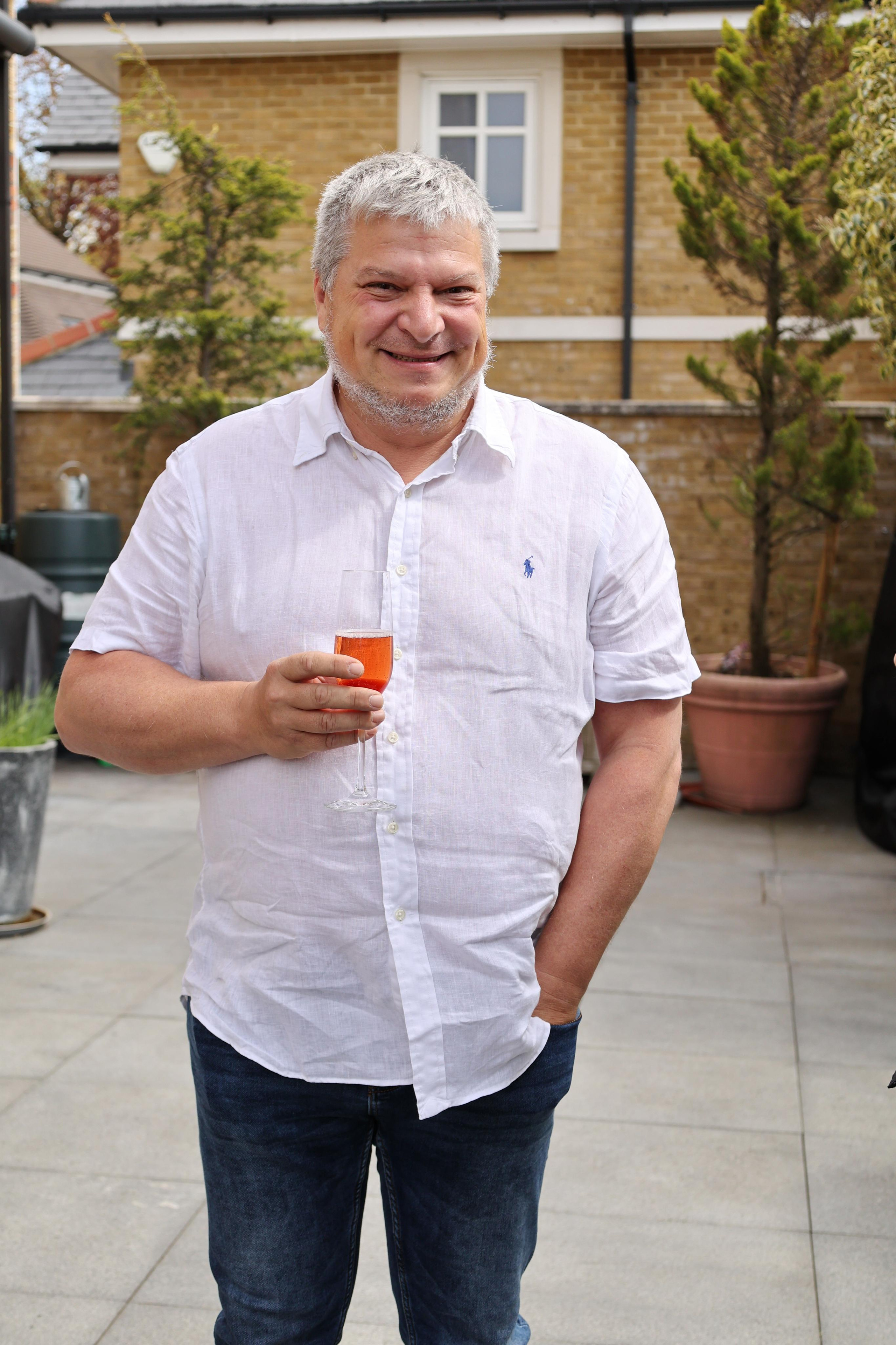 9 May, Wimbledon, London. Couples and portraits photographer Wimbledon London