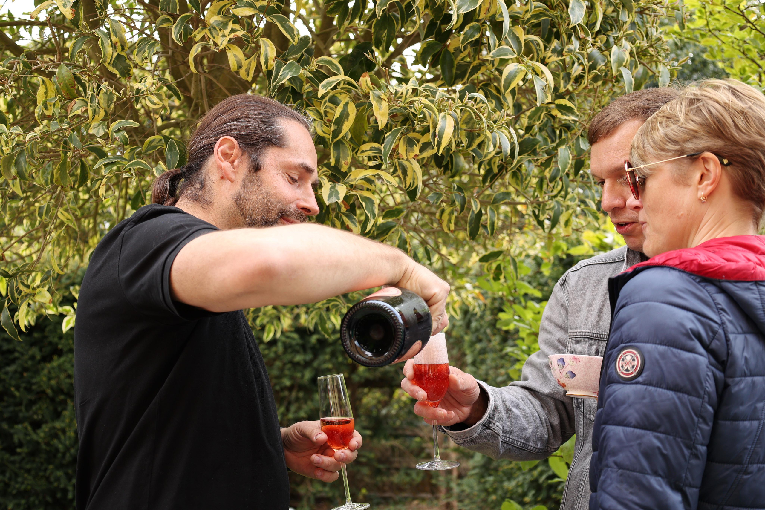 9 May, Wimbledon, London. Couples and portraits photographer Wimbledon London