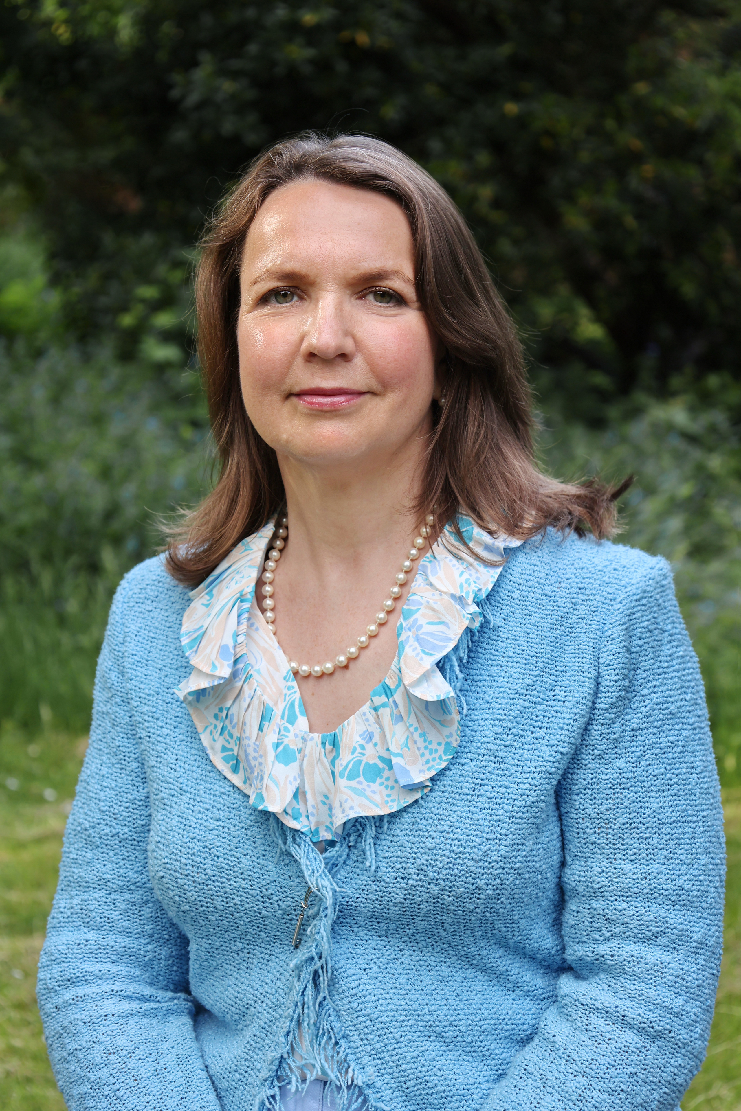 Katrin and Lydia. Couples and portraits photographer Wimbledon London