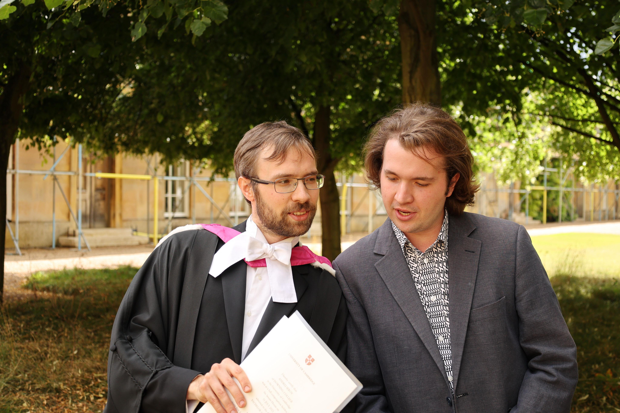 Andrei’s Graduation, Cambridge. Couples and portraits photographer Wimbledon London