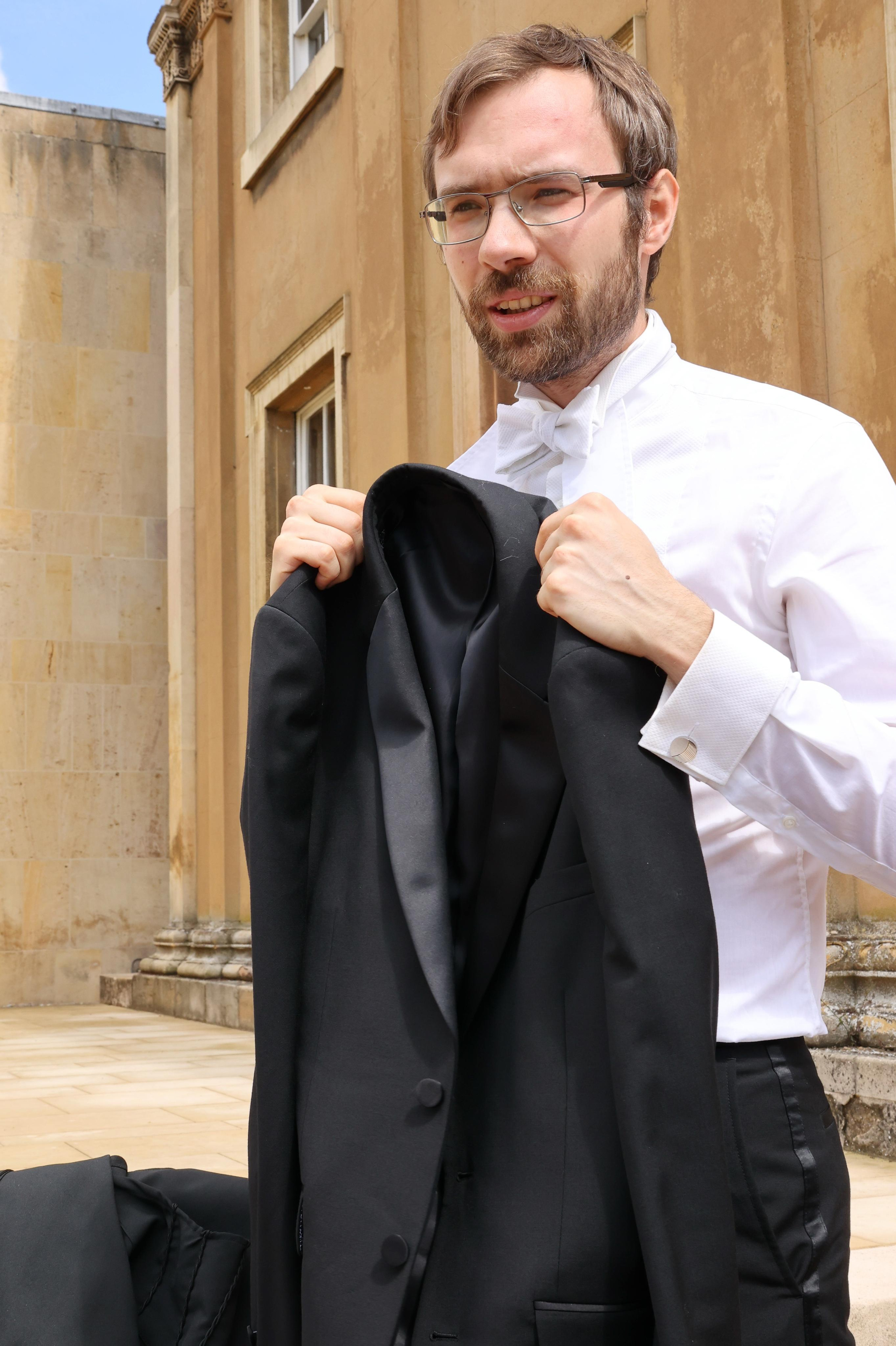 Andrei’s Graduation, Cambridge. Couples and portraits photographer Wimbledon London