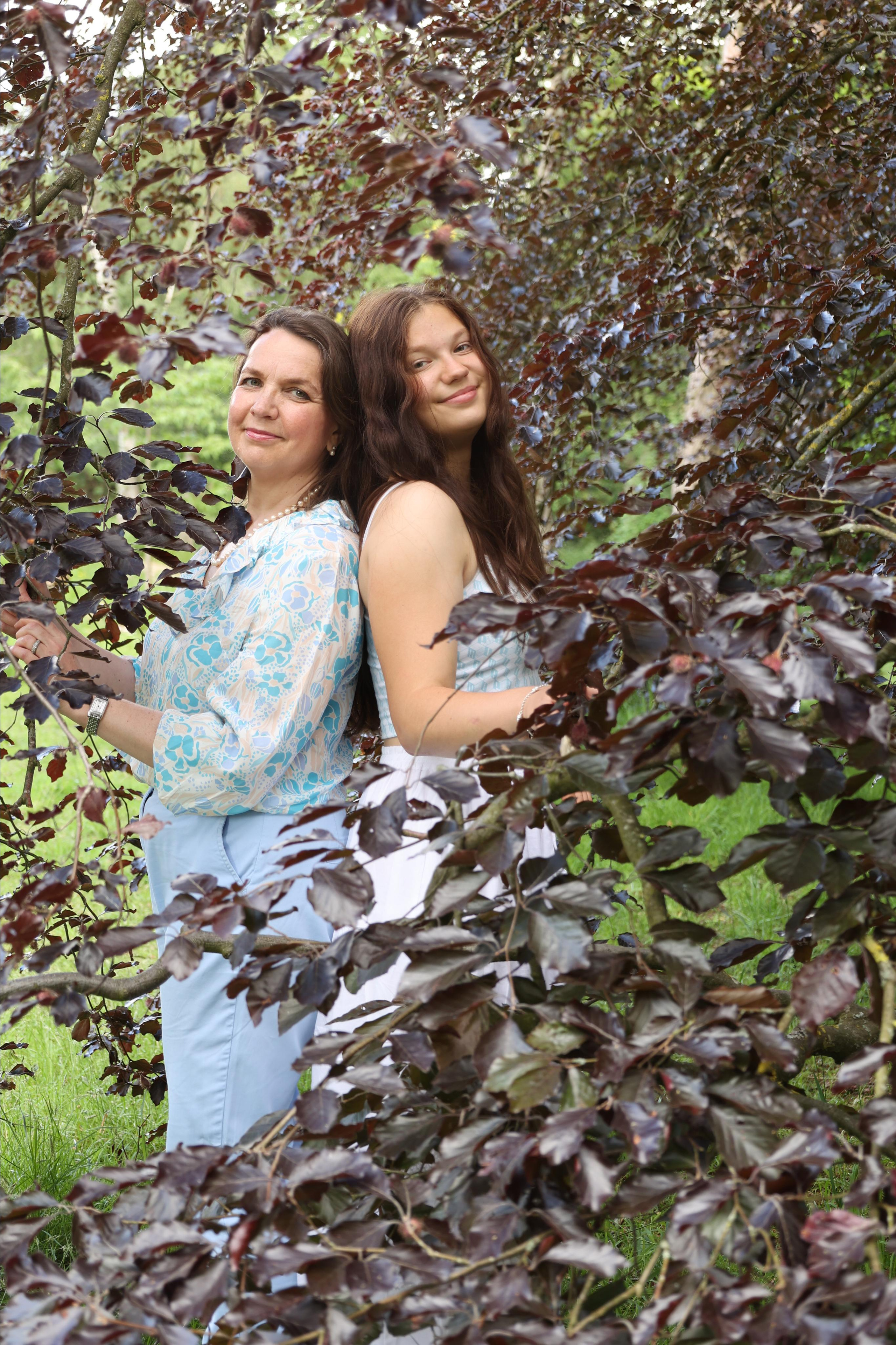 Katrin and Lydia. Couples and portraits photographer Wimbledon London