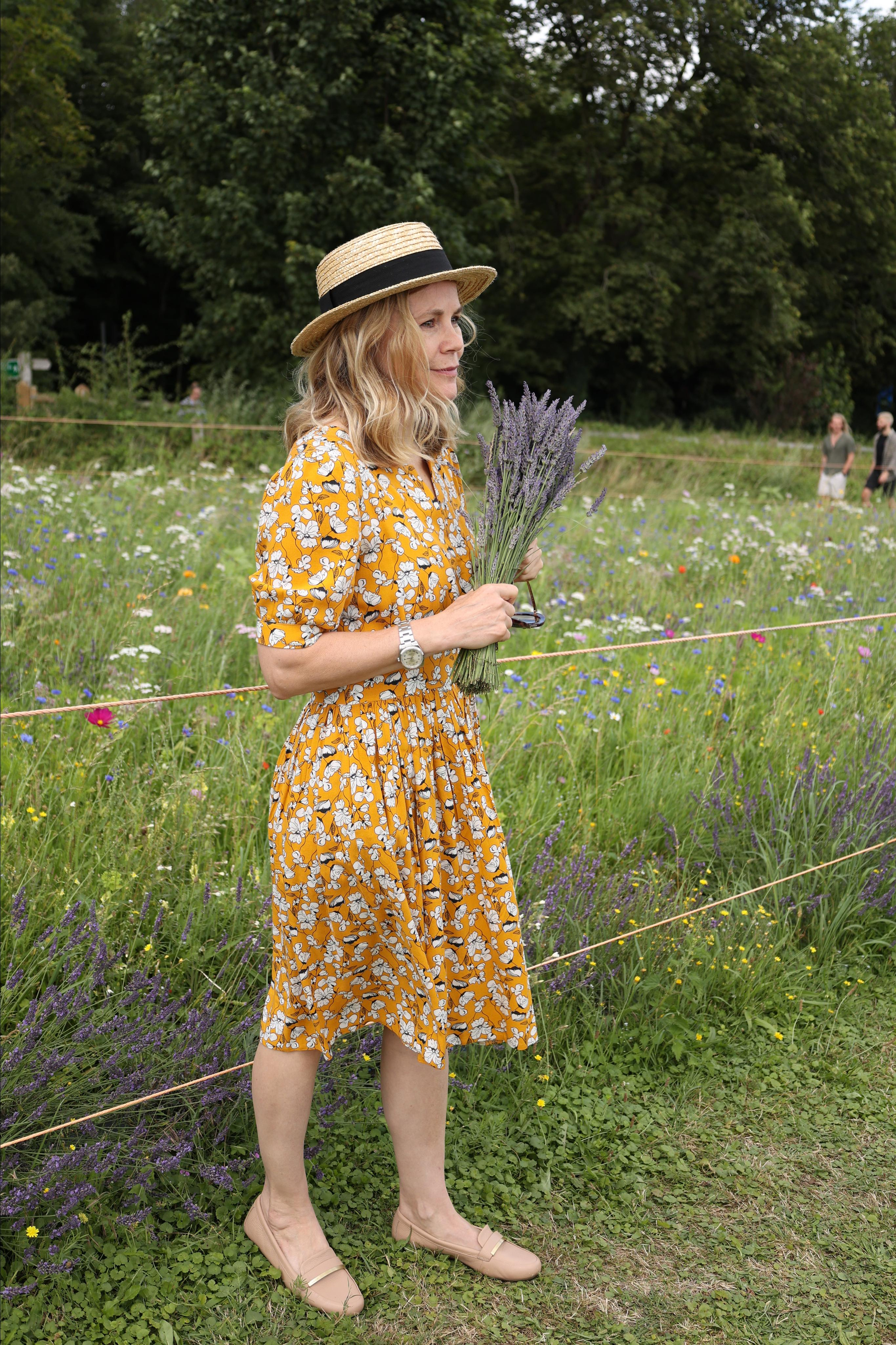 Lavender field, London. Couples and portraits photographer Wimbledon London