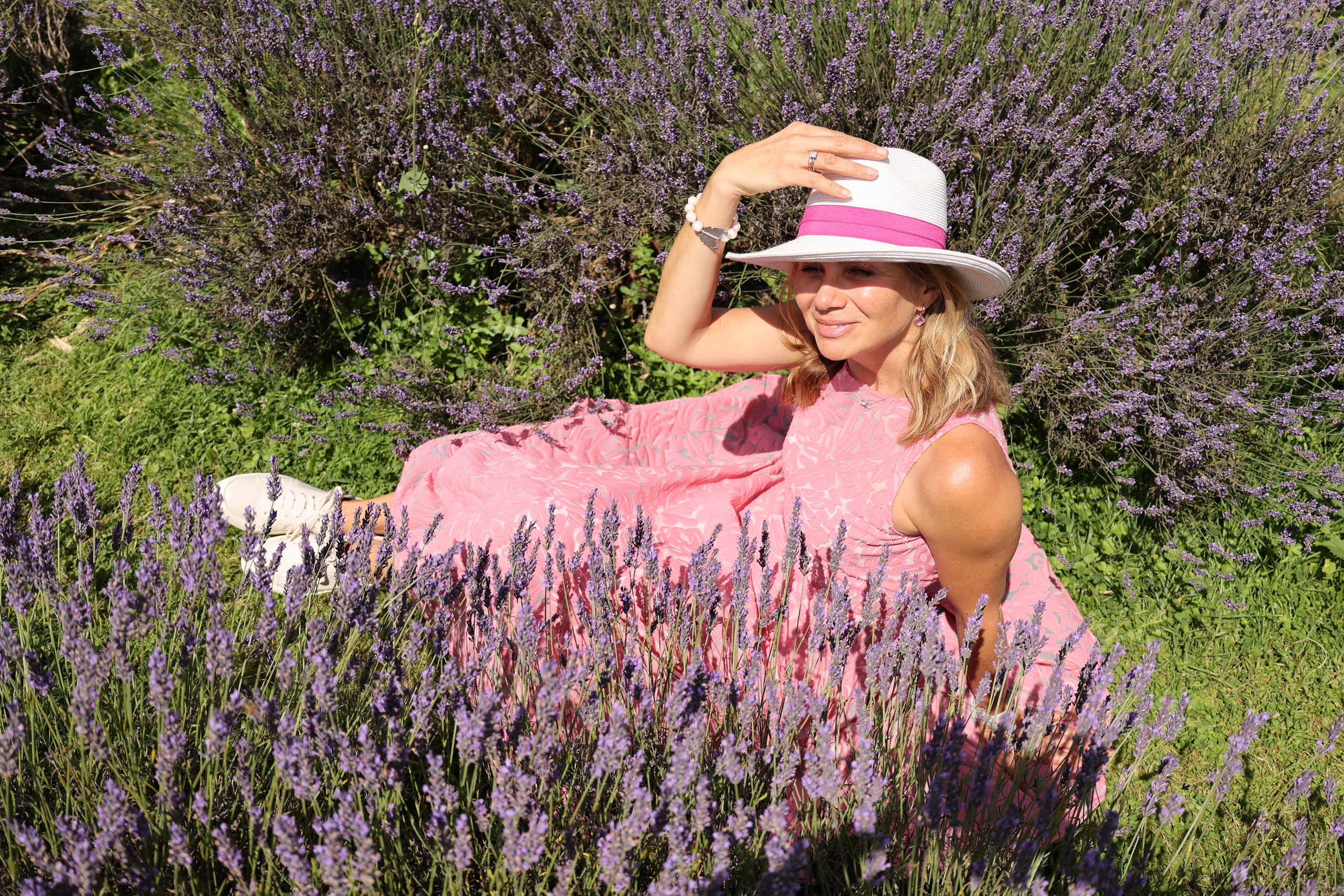 Lavender field, London. Couples and portraits photographer Wimbledon London
