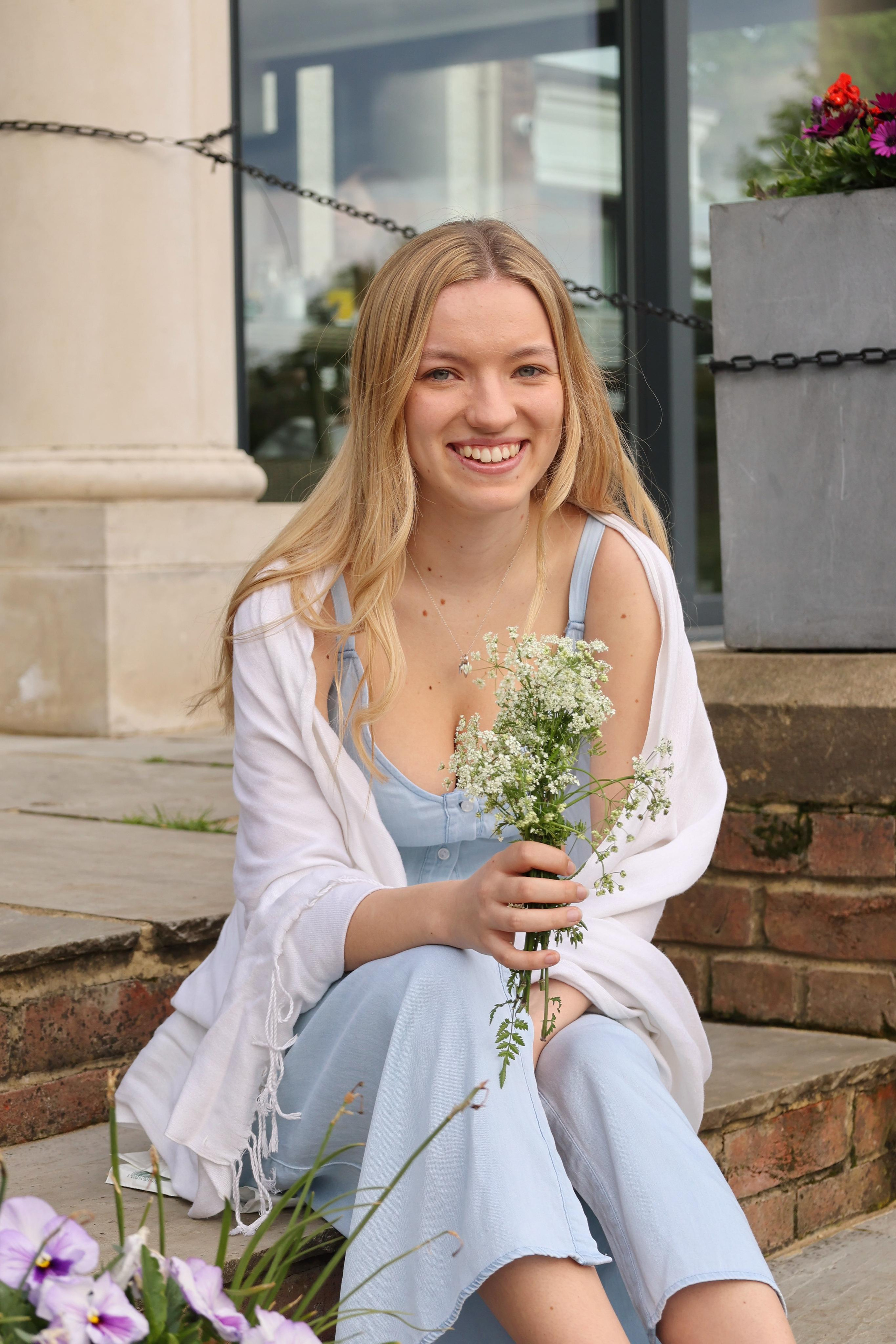Olya and Veronica Part one, Wimbledon, Cannizaro Park. Couples and portraits photographer Wimbledon London