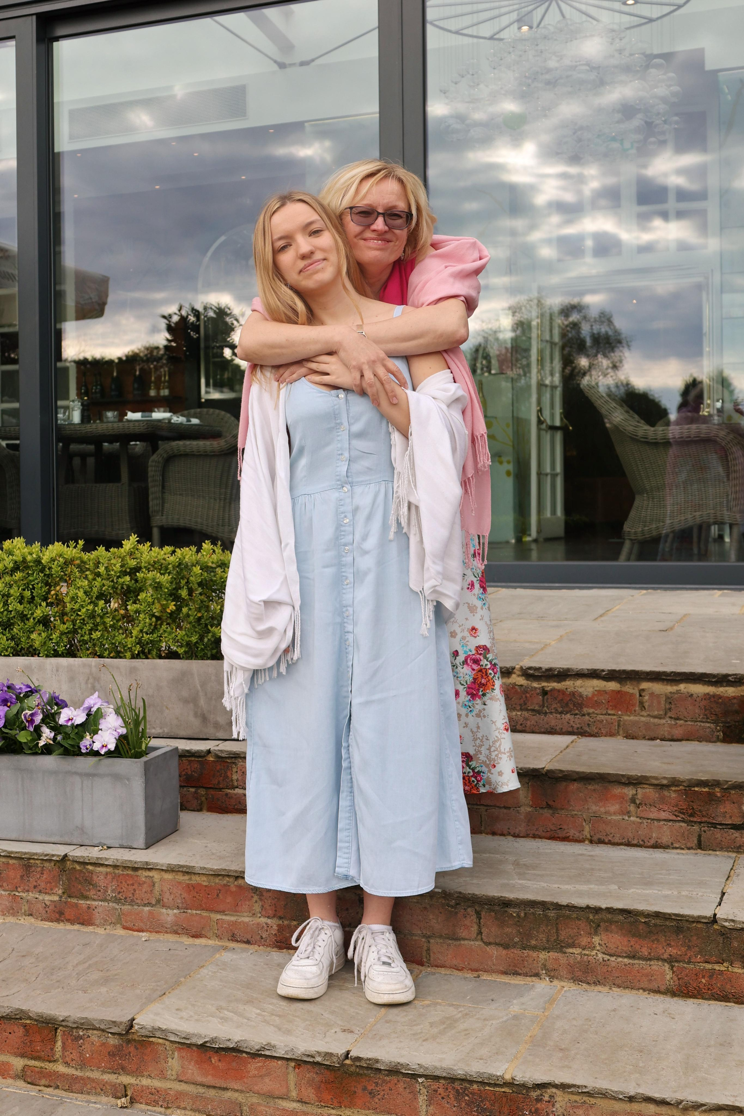 Olya and Veronica Part one, Wimbledon, Cannizaro Park. Couples and portraits photographer Wimbledon London