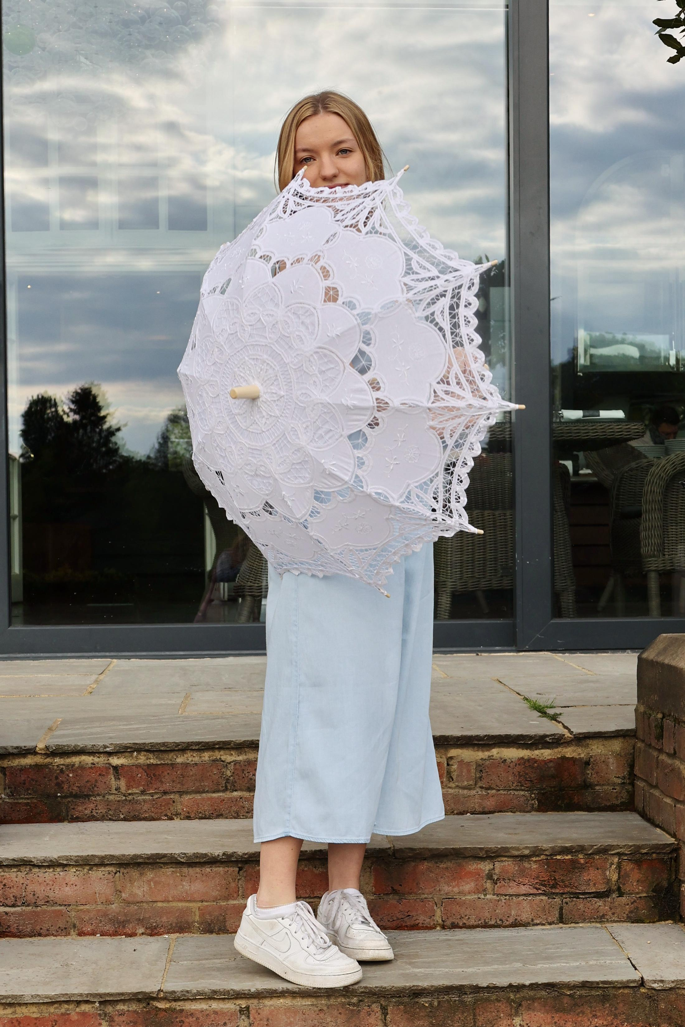 Olya and Veronica Part one, Wimbledon, Cannizaro Park. Couples and portraits photographer Wimbledon London